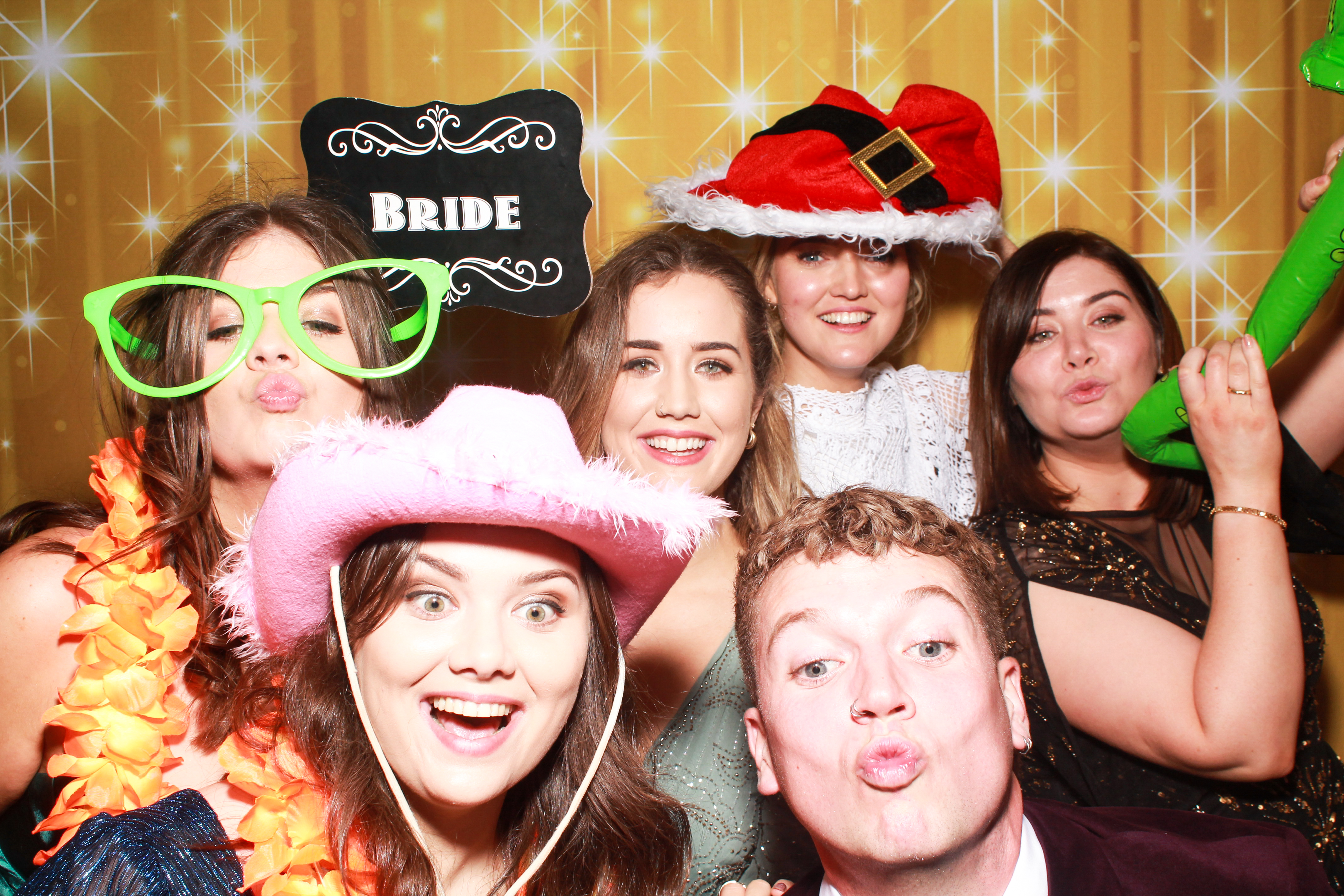 Hannah & Kevin's Wedding | View more photos from the event at gallery.snapmagic.ie/u/SnapMagic/Hannah-Kevins-Wedding