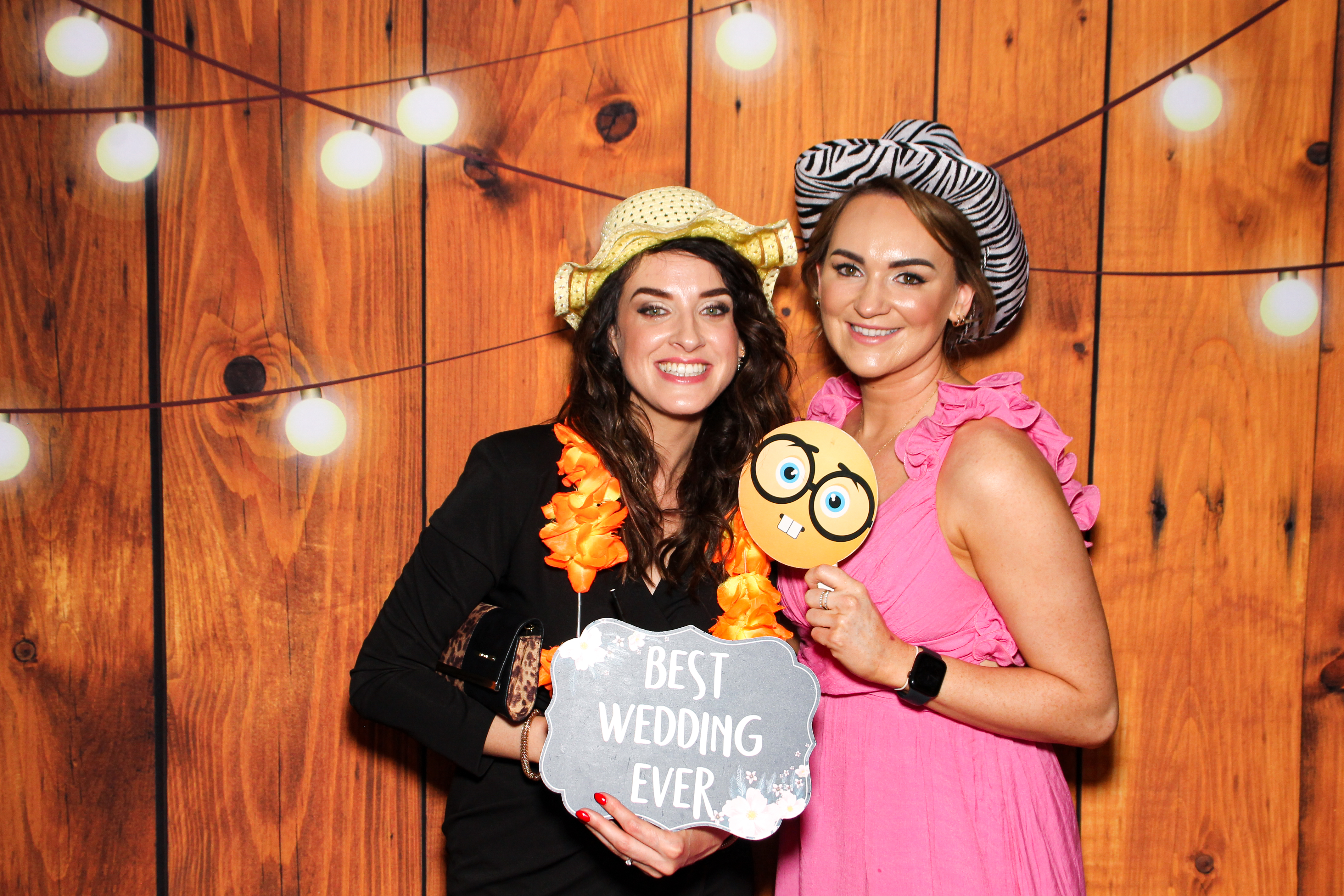Hazel & John's Wedding | View more photos from the event at gallery.snapmagic.ie/u/SnapMagic/Hazel-Johns-Wedding