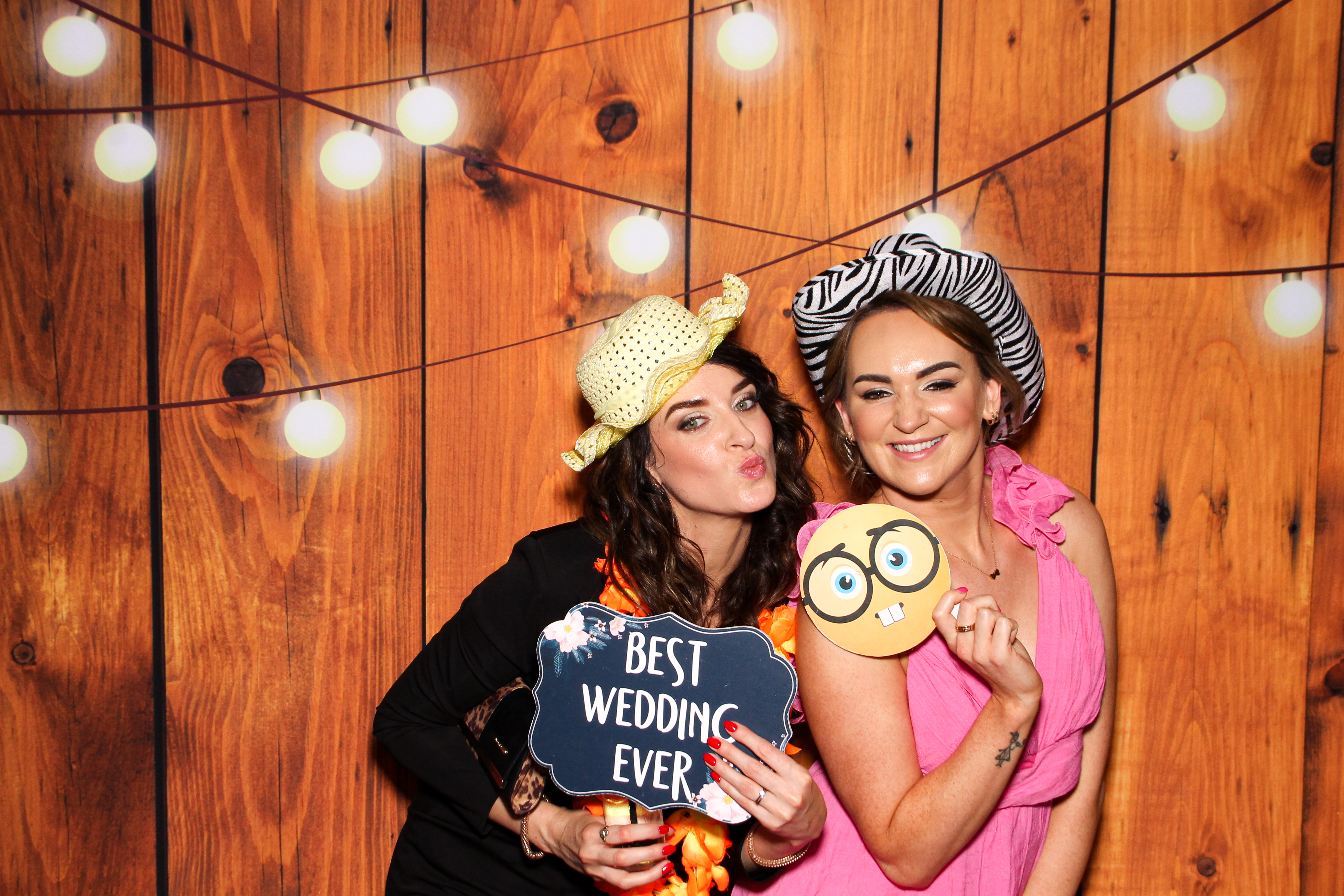Hazel & John's Wedding | View more photos from the event at gallery.snapmagic.ie/u/SnapMagic/Hazel-Johns-Wedding