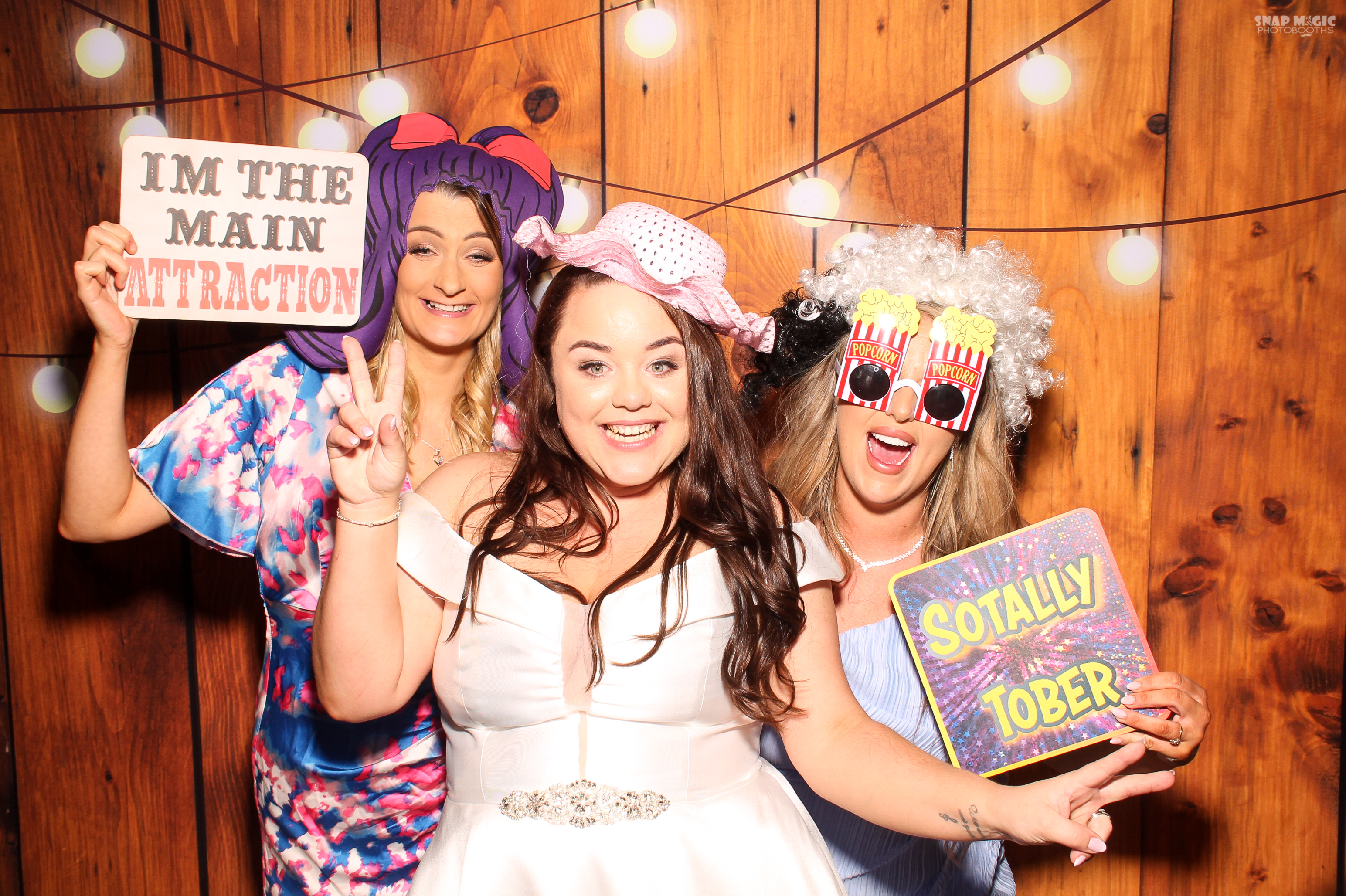 Heather & Sean's Wedding | View more photos from the event at gallery.snapmagic.ie/u/SnapMagic/Heather-Seans-Wedding