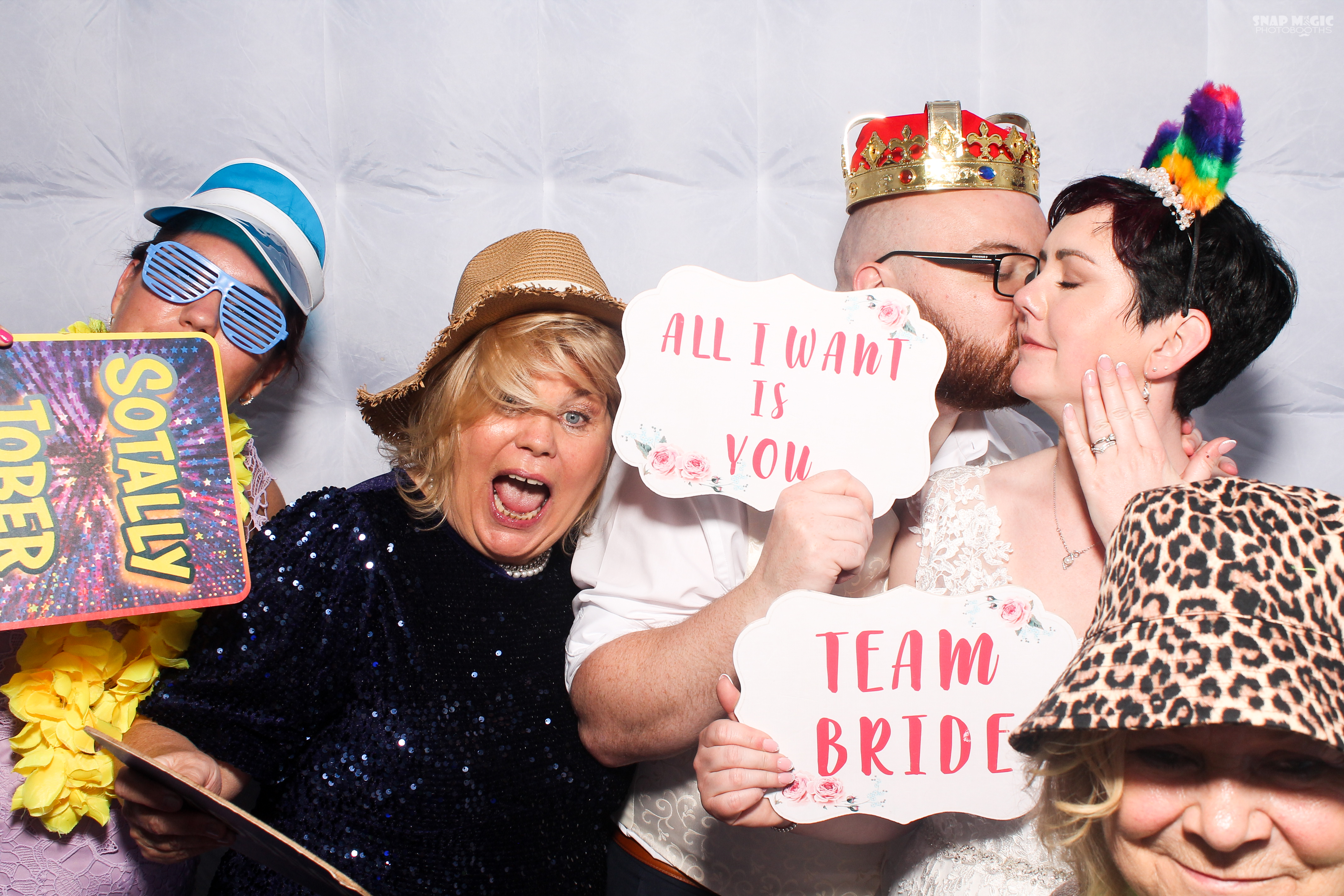Janet & Donal's Wedding | View more photos from the event at gallery.snapmagic.ie/u/SnapMagic/Janet-Donals-Wedding