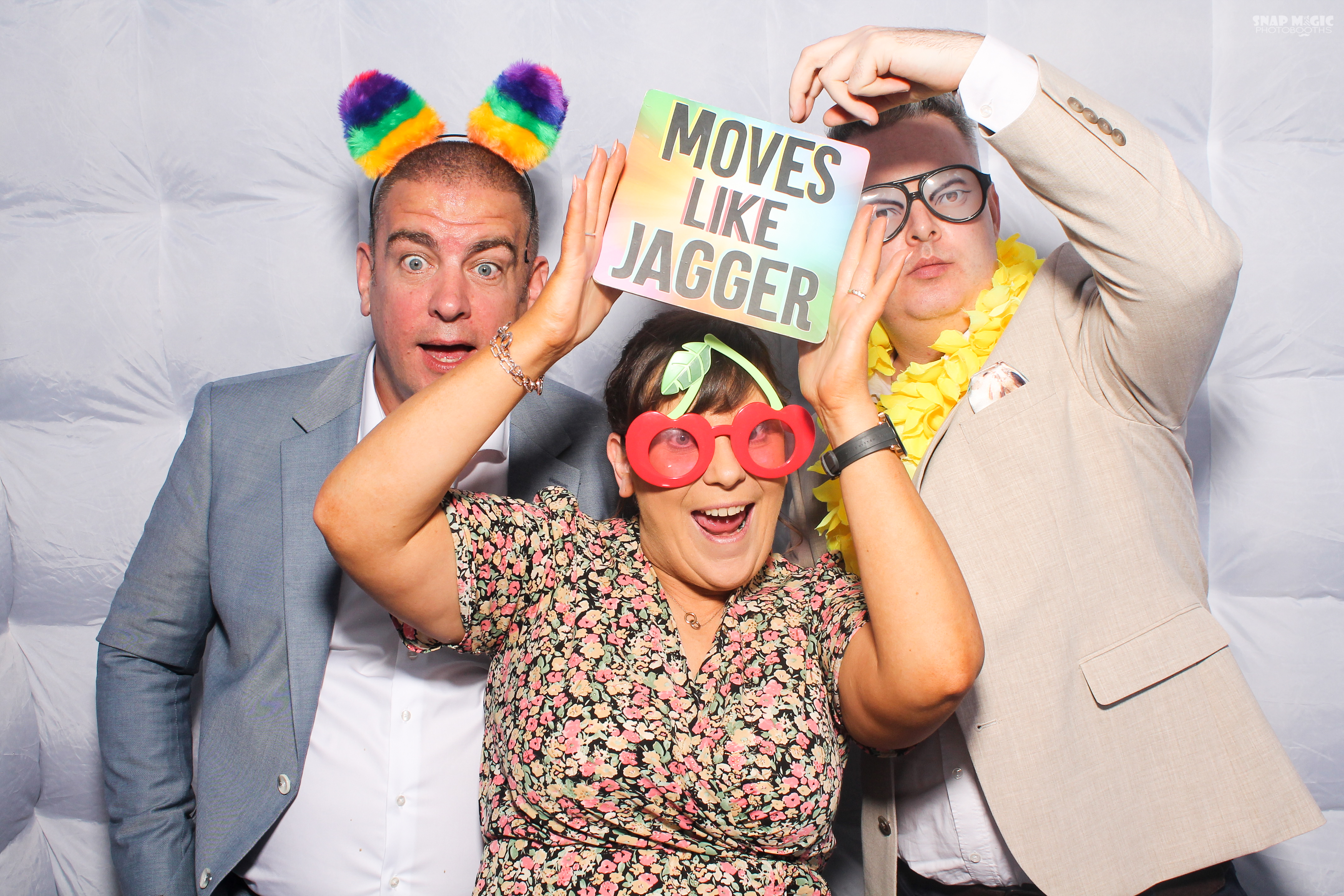 Janet & Donal's Wedding | View more photos from the event at gallery.snapmagic.ie/u/SnapMagic/Janet-Donals-Wedding
