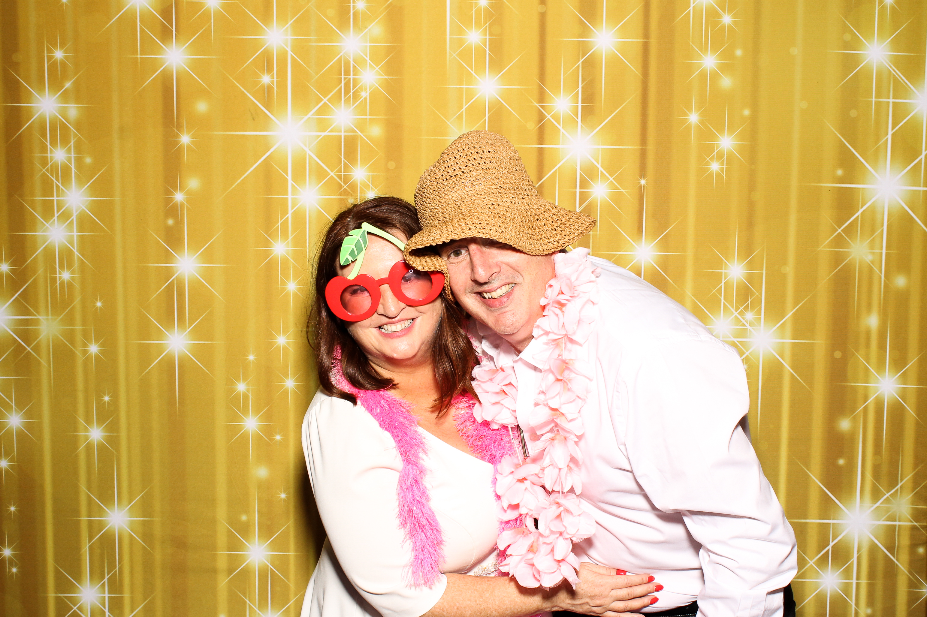 Julie & Dermot's Wedding | View more photos from the event at gallery.snapmagic.ie/u/SnapMagic/Julie-Dermots-Wedding