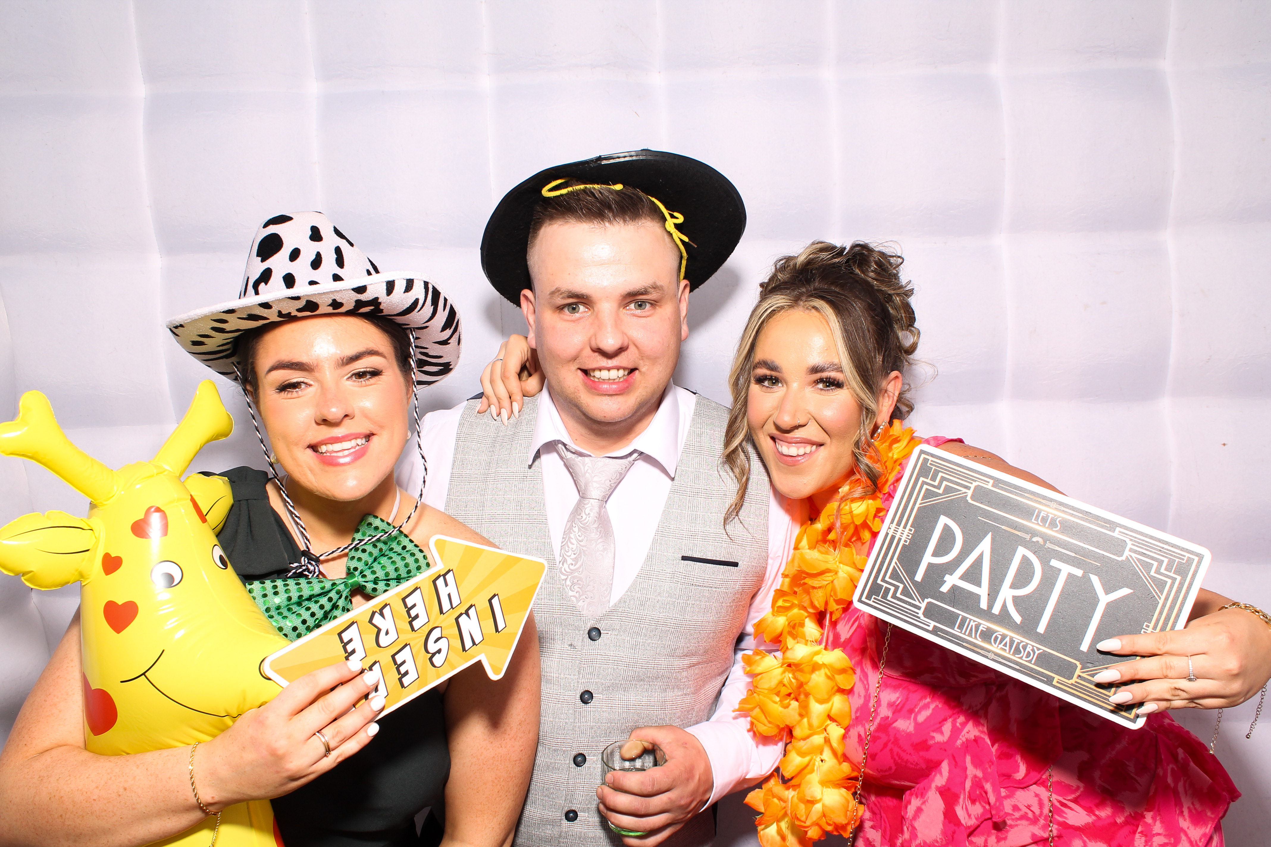 Katie & Brendan's Wedding | View more photos from the event at gallery.snapmagic.ie/u/SnapMagic/Katie-Brendans-Wedding