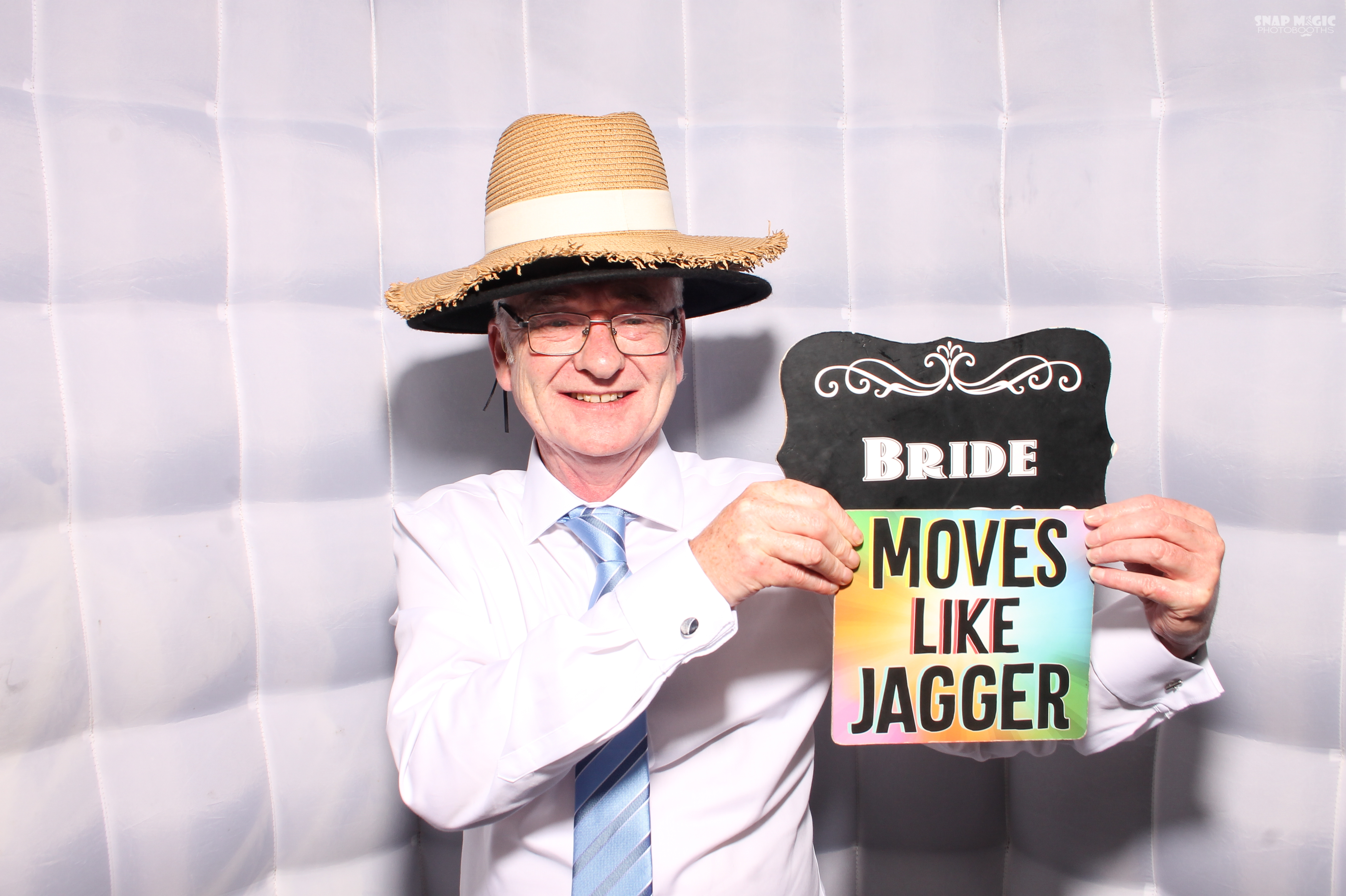 Laura & Jack's Wedding | View more photos from the event at gallery.snapmagic.ie/u/SnapMagic/Laura-Jacks-Wedding
