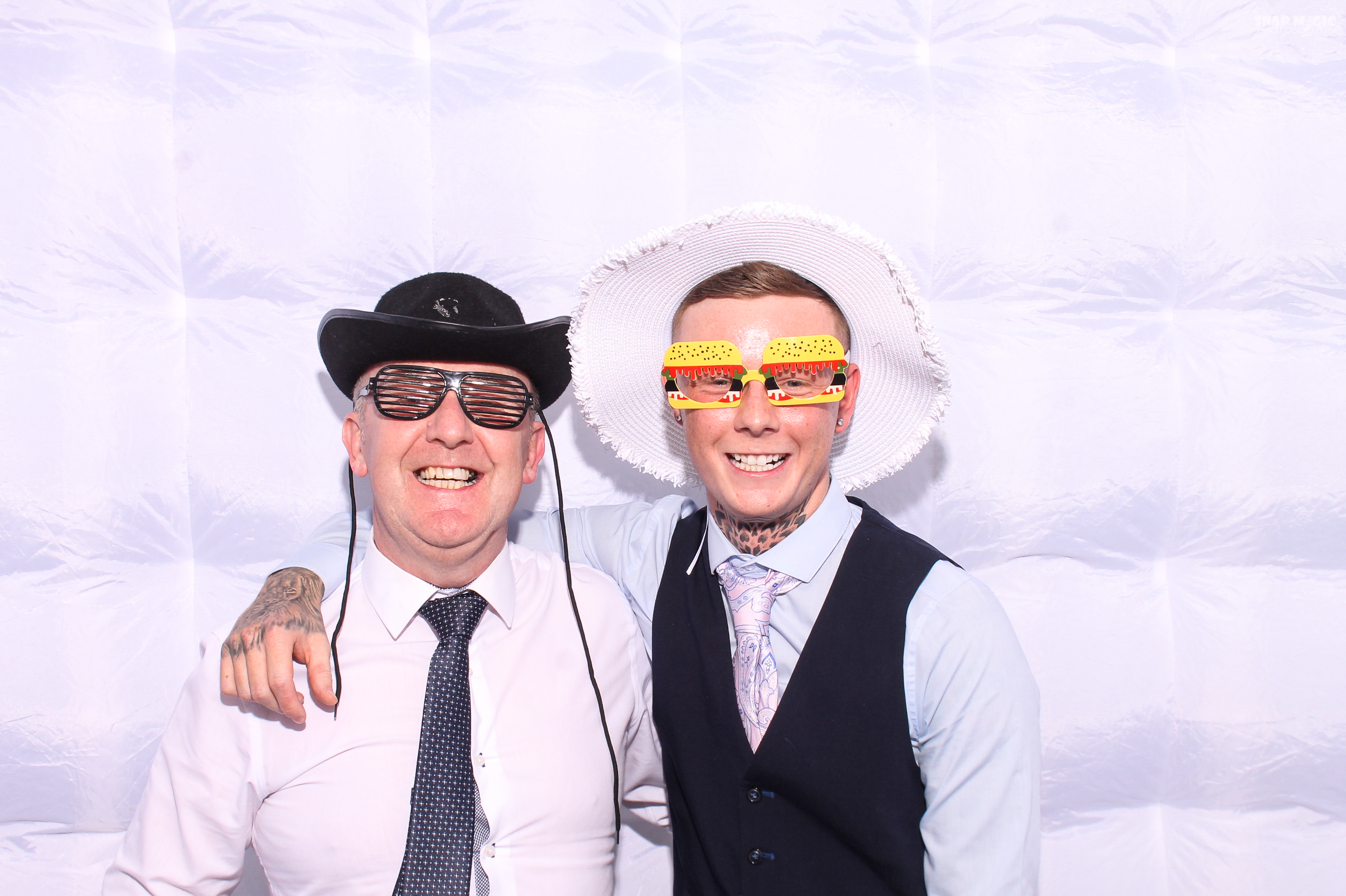 Leeanne & Daniel's Wedding | View more photos from the event at gallery.snapmagic.ie/u/SnapMagic/Leeanne-Daniels-Wedding