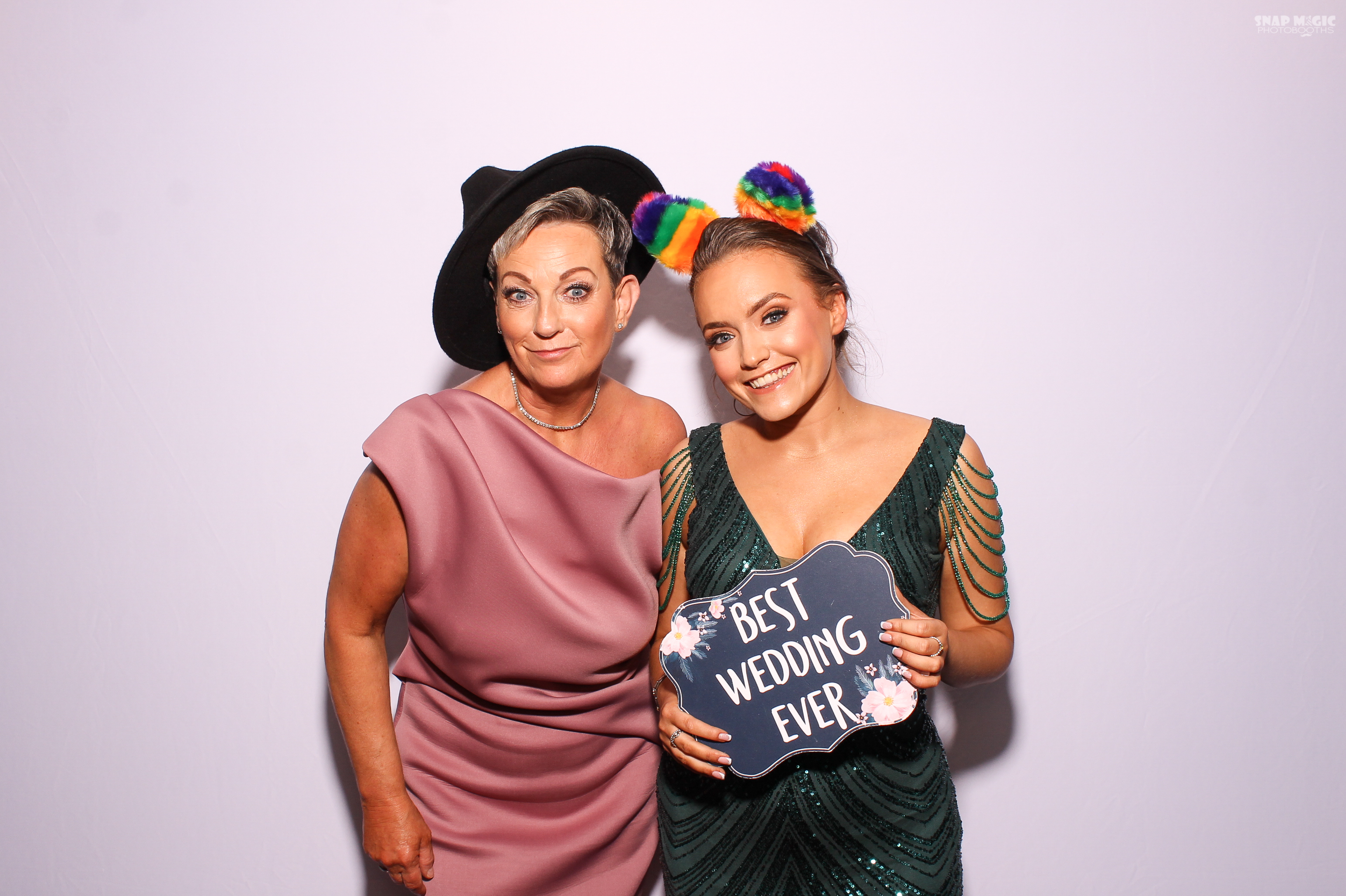 Linda & Kyle's Wedding | View more photos from the event at gallery.snapmagic.ie/u/SnapMagic/Linda-Kyles-Wedding