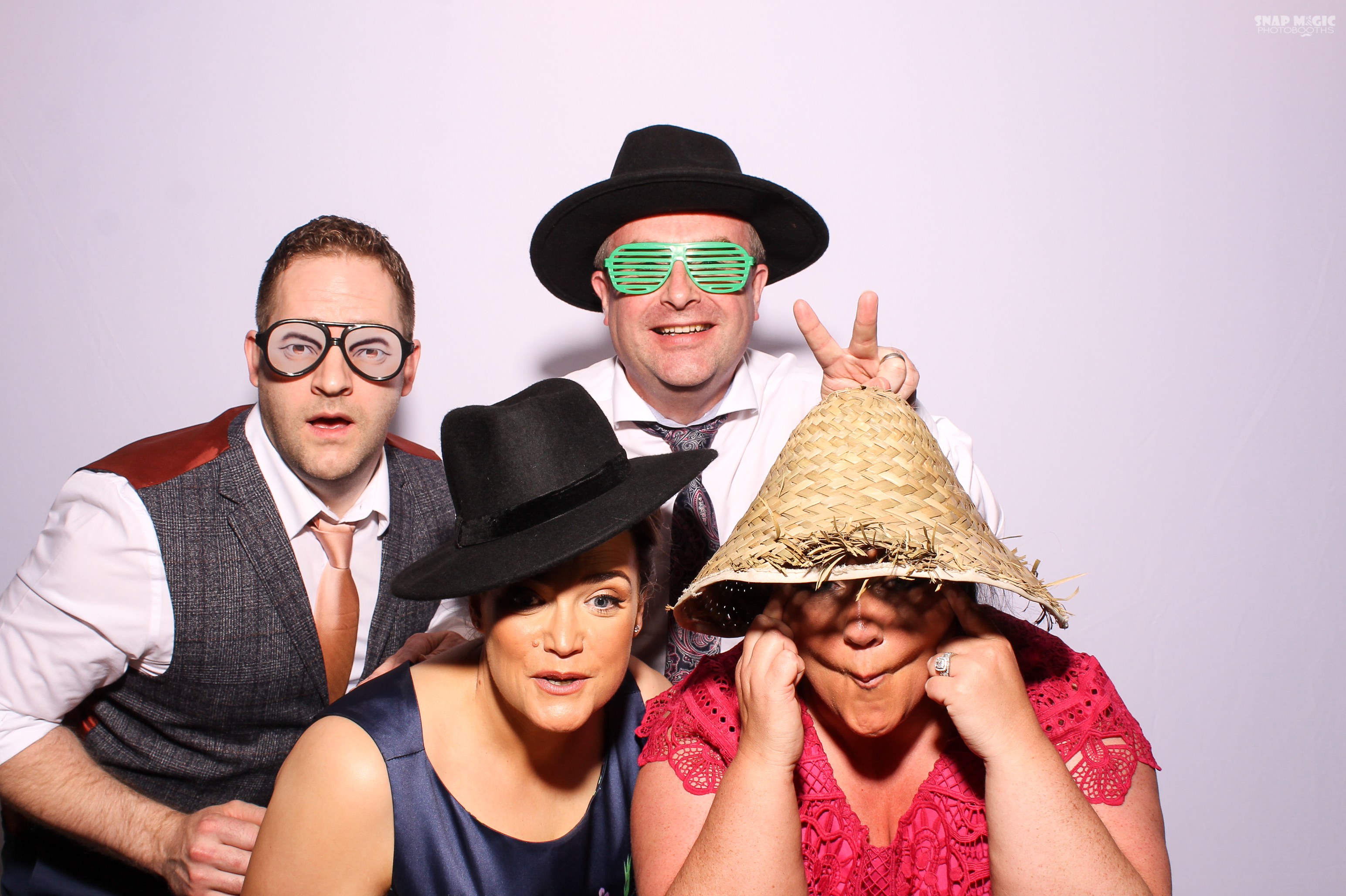 Linda & Kyle's Wedding | View more photos from the event at gallery.snapmagic.ie/u/SnapMagic/Linda-Kyles-Wedding