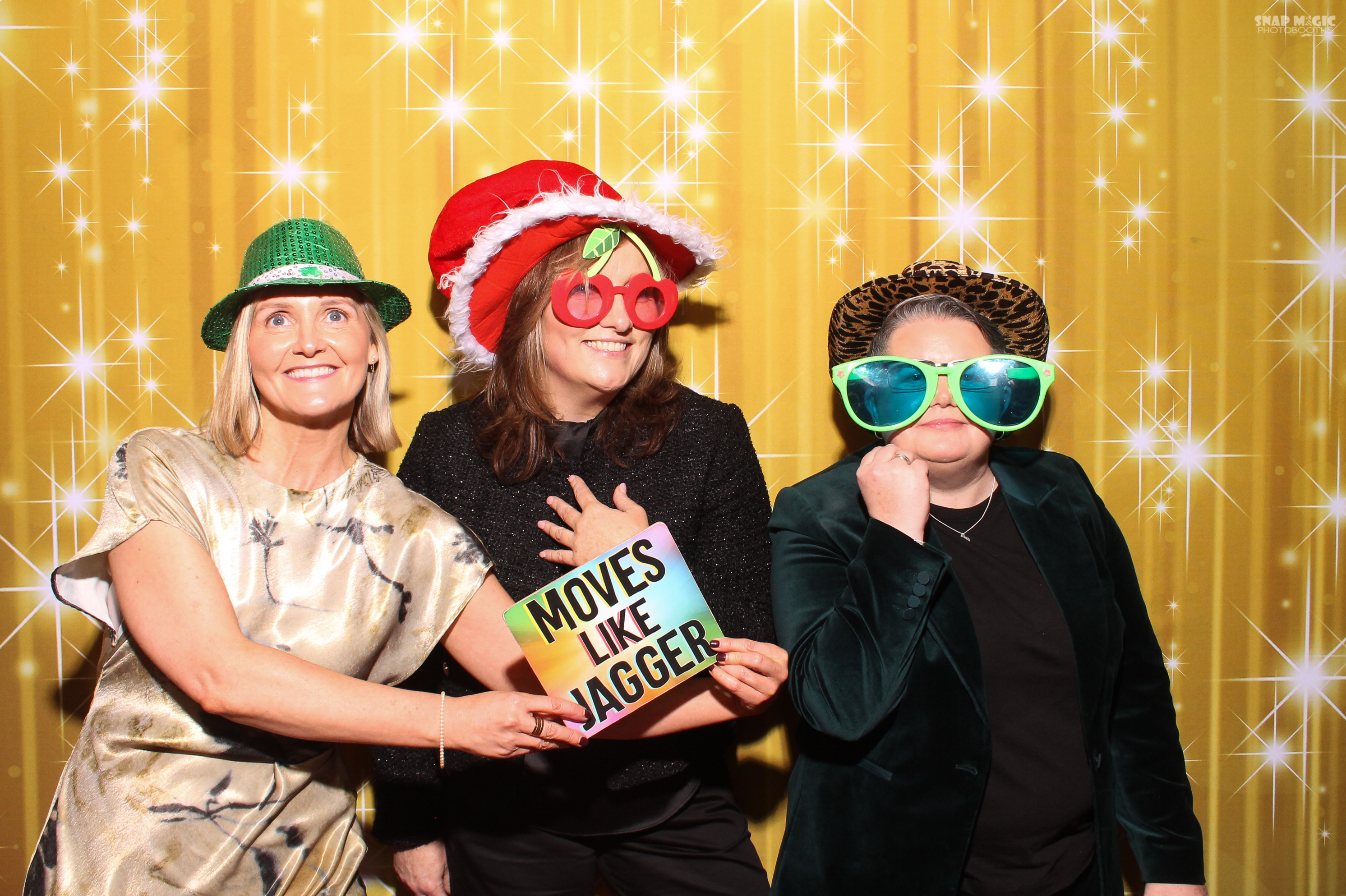 MAWDY Oscars Christmas Party | View more photos from the event at gallery.snapmagic.ie/u/SnapMagic/MAWDY-Oscars-Christmas-Party