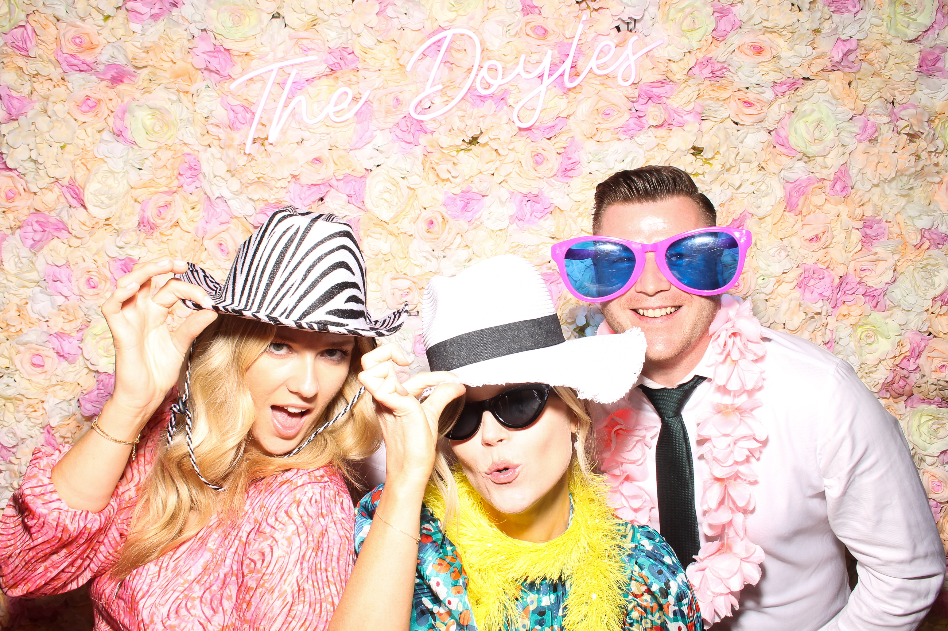 Madison & Sam's Wedding | View more photos from the event at gallery.snapmagic.ie/u/SnapMagic/Madison-Sams-Wedding