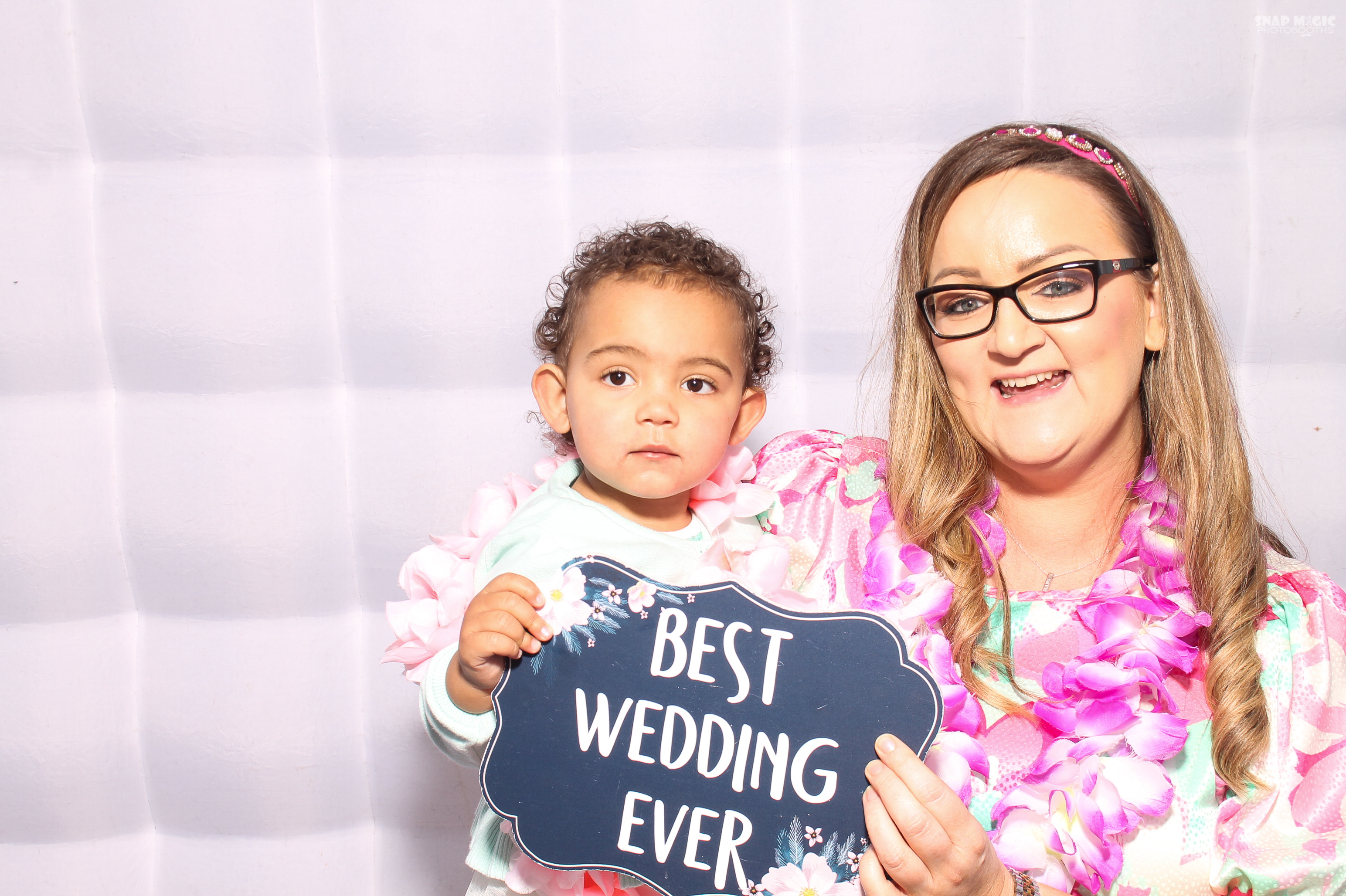Maria & Kevin | View more photos from the event at gallery.snapmagic.ie/u/SnapMagic/Maria-Kevin