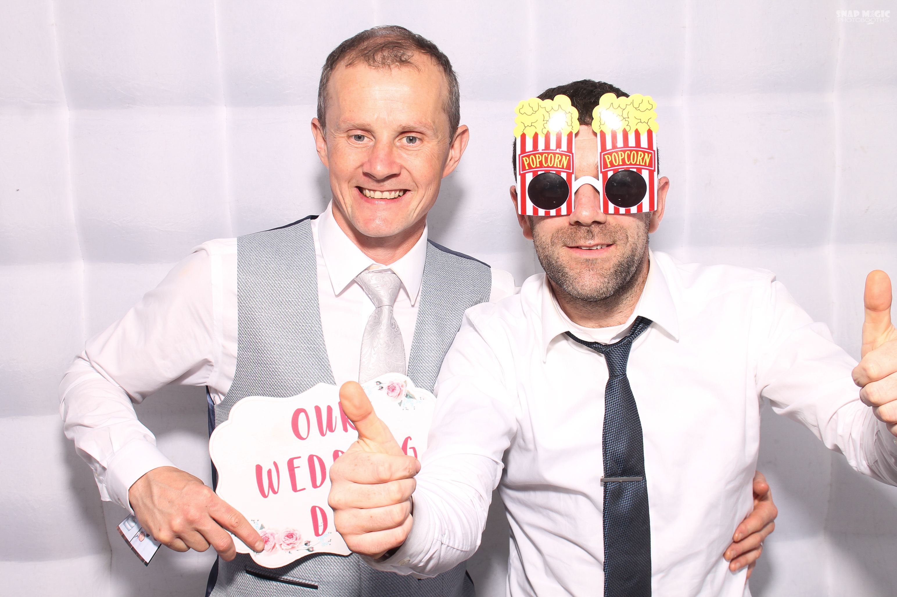 Maria & Kevin | View more photos from the event at gallery.snapmagic.ie/u/SnapMagic/Maria-Kevin