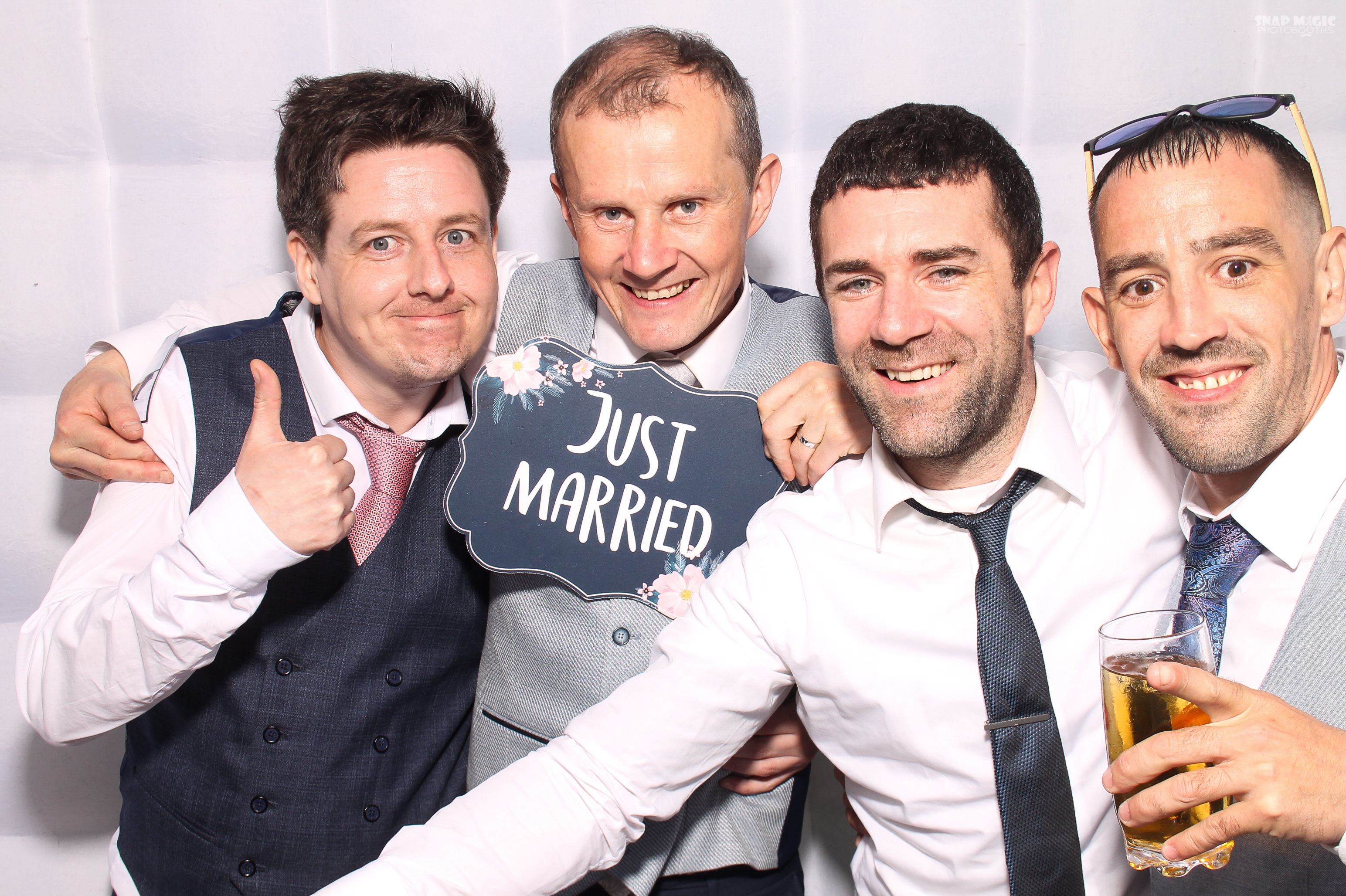 Maria & Kevin | View more photos from the event at gallery.snapmagic.ie/u/SnapMagic/Maria-Kevin