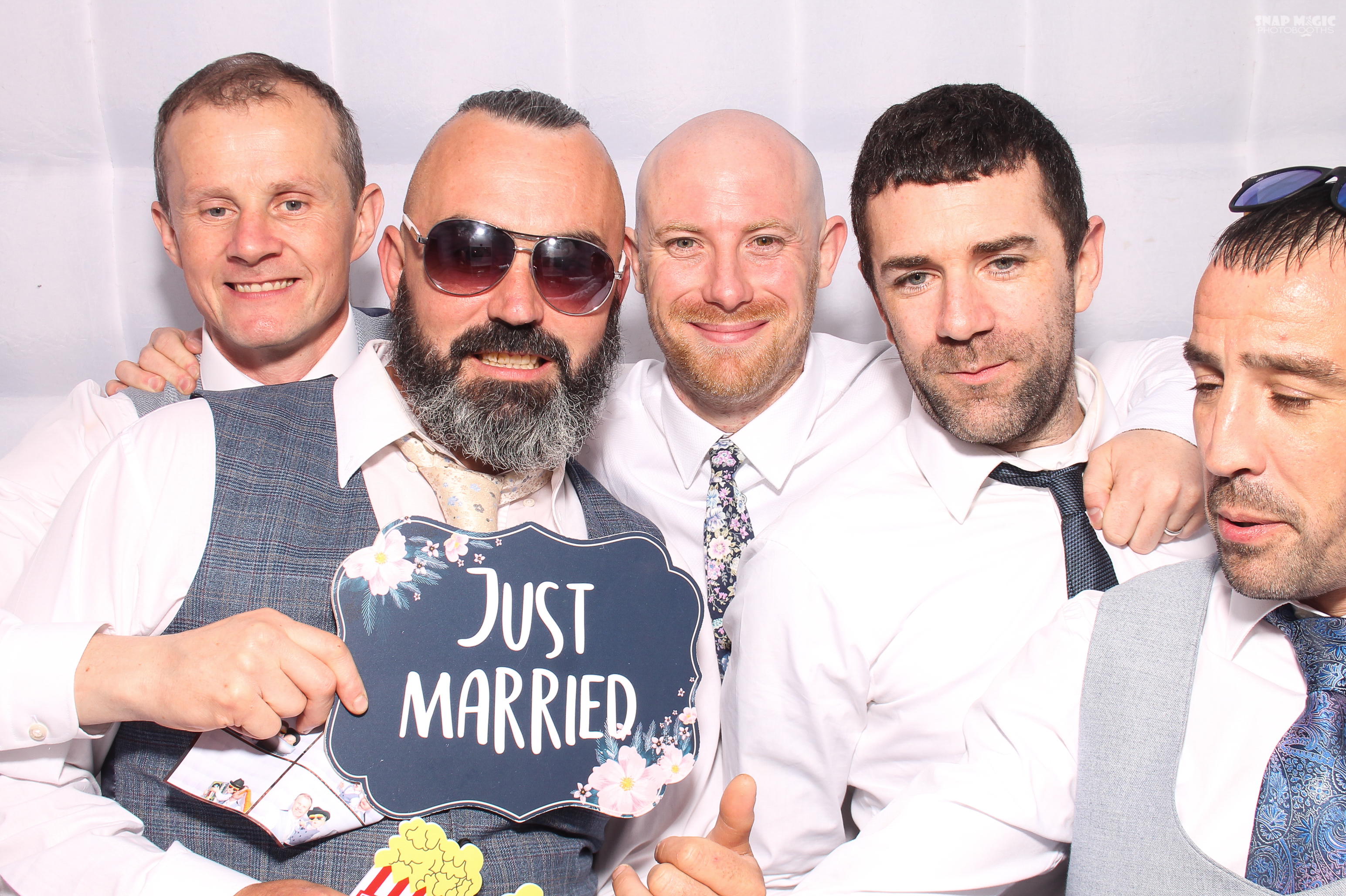 Maria & Kevin | View more photos from the event at gallery.snapmagic.ie/u/SnapMagic/Maria-Kevin