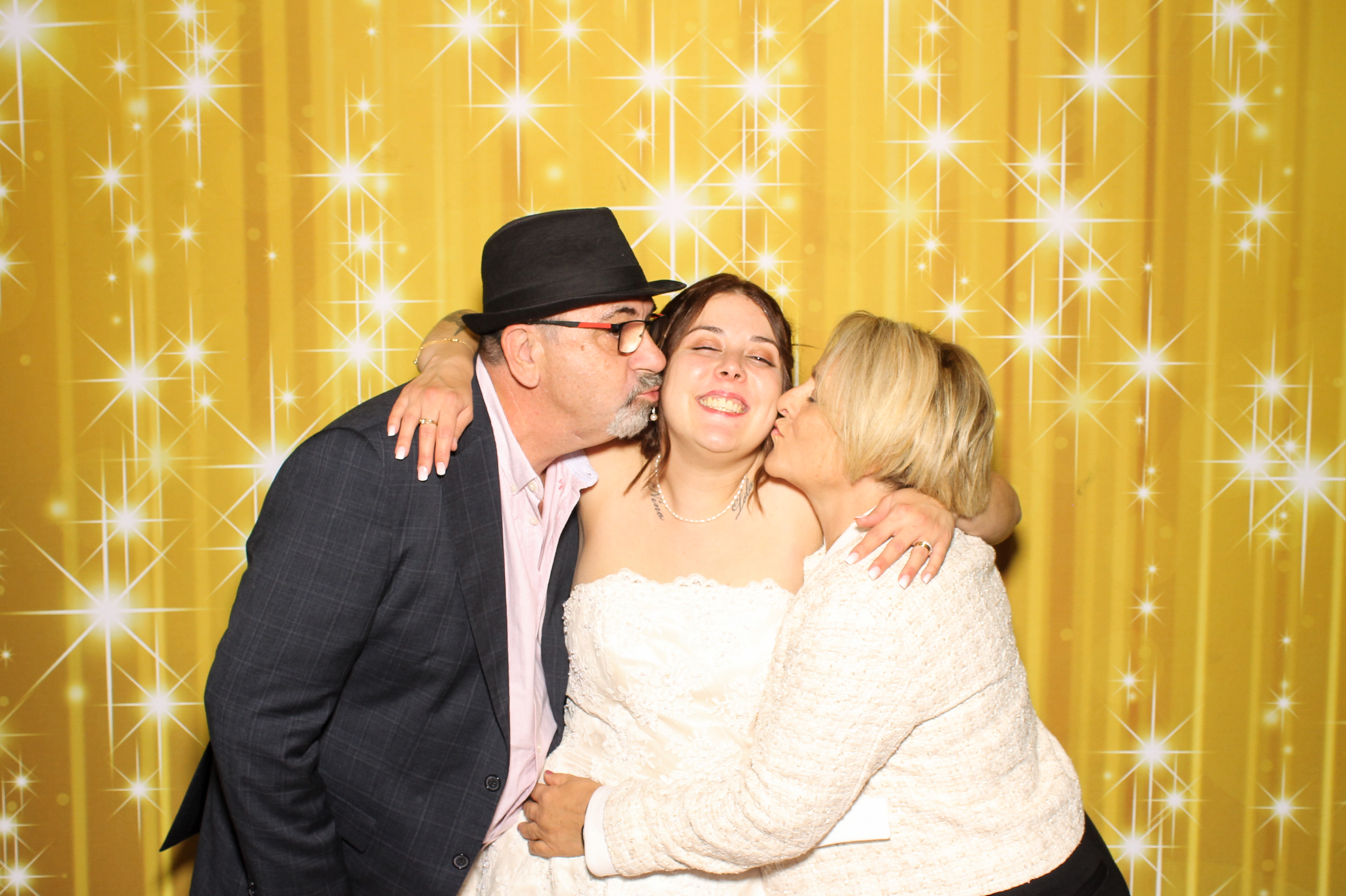 Marta & Daniel's Wedding | View more photos from the event at gallery.snapmagic.ie/u/SnapMagic/Marta-Daniels-Wedding