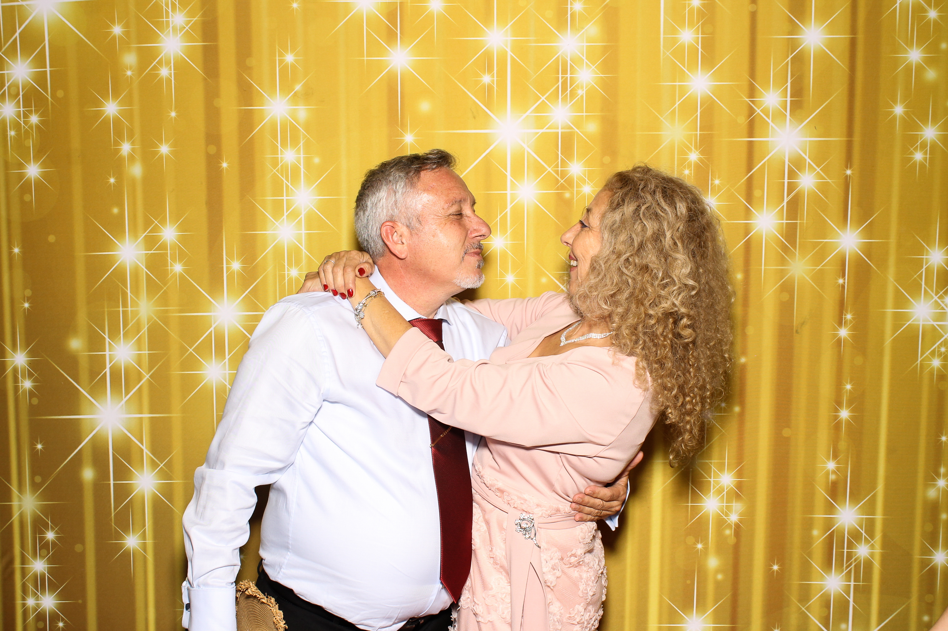 Marta & Daniel's Wedding | View more photos from the event at gallery.snapmagic.ie/u/SnapMagic/Marta-Daniels-Wedding