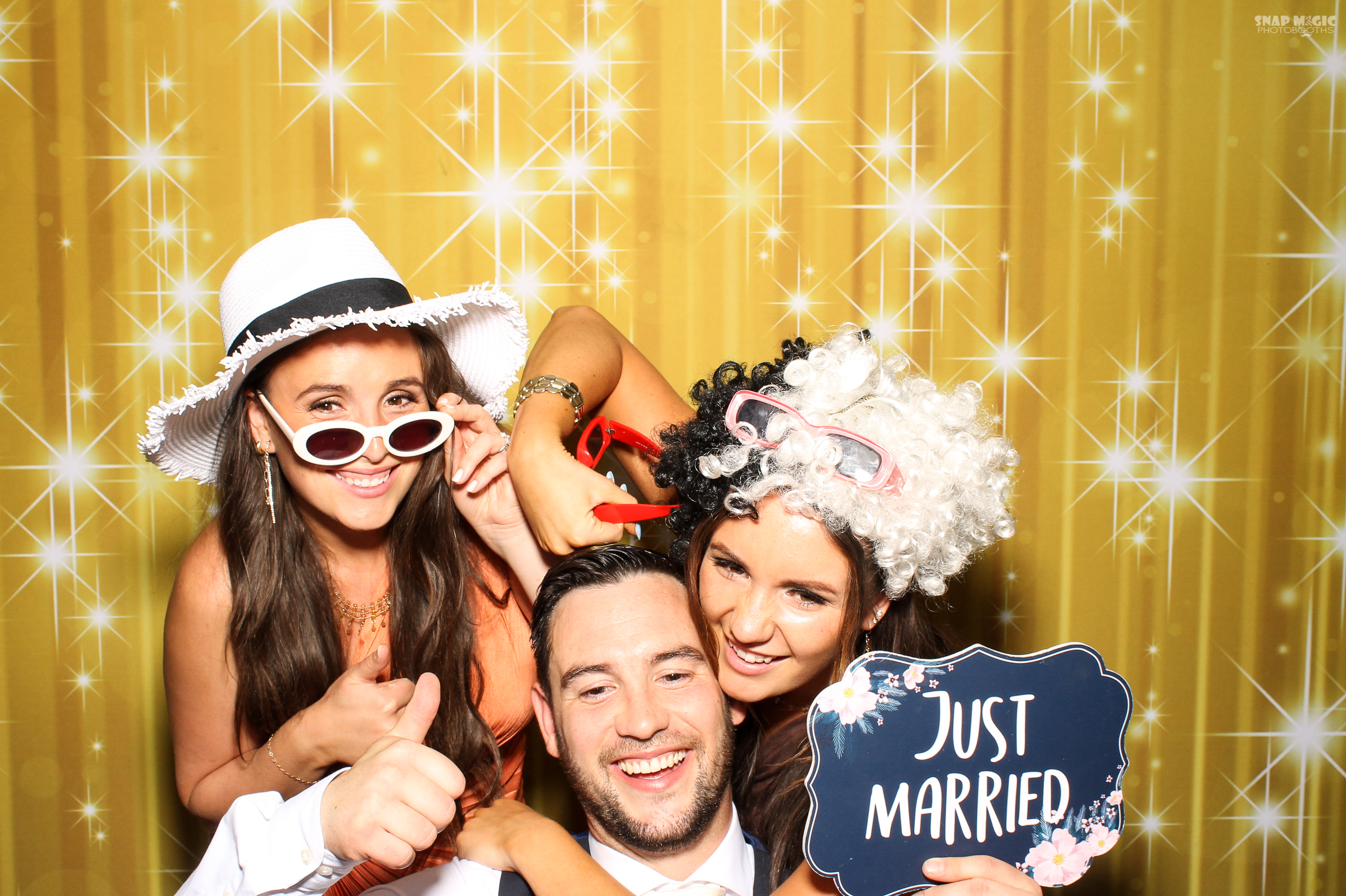 Nathan & Rebecca's Wedding | View more photos from the event at gallery.snapmagic.ie/u/SnapMagic/Nathan-Rebeccas-Wedding