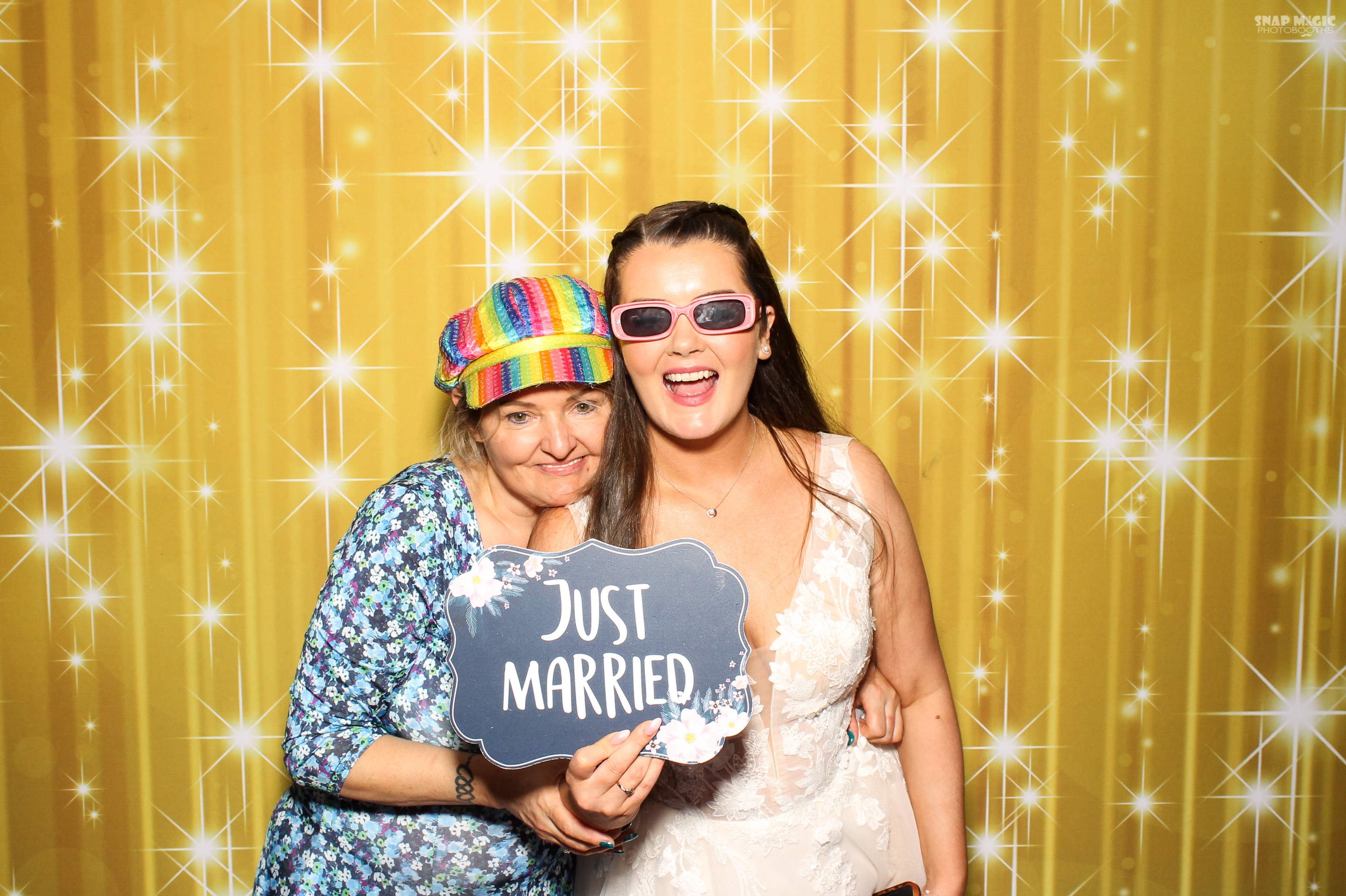 Nathan & Rebecca's Wedding | View more photos from the event at gallery.snapmagic.ie/u/SnapMagic/Nathan-Rebeccas-Wedding
