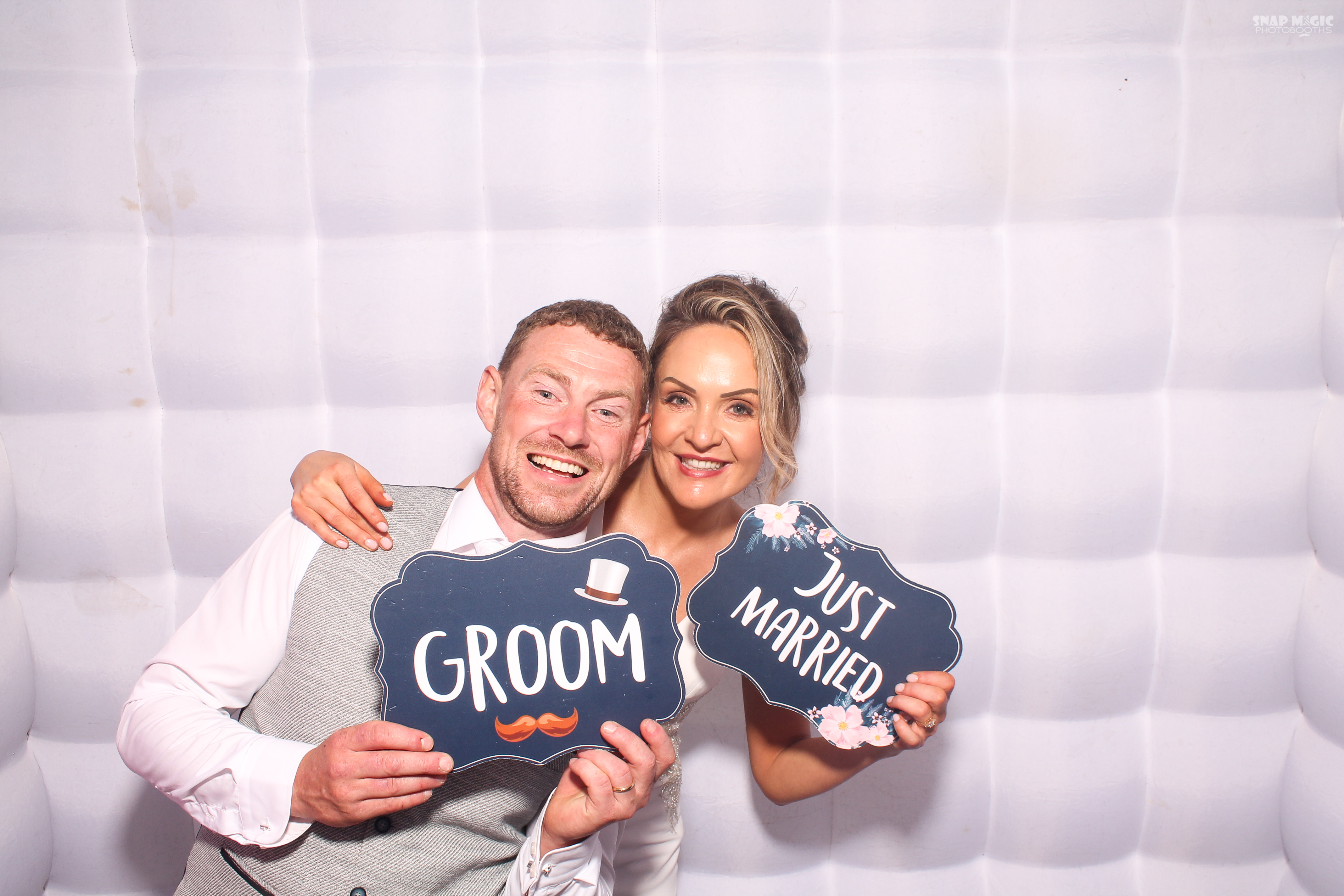 Niamh & David's Wedding | View more photos from the event at gallery.snapmagic.ie/u/SnapMagic/Niamh-Davids-Wedding