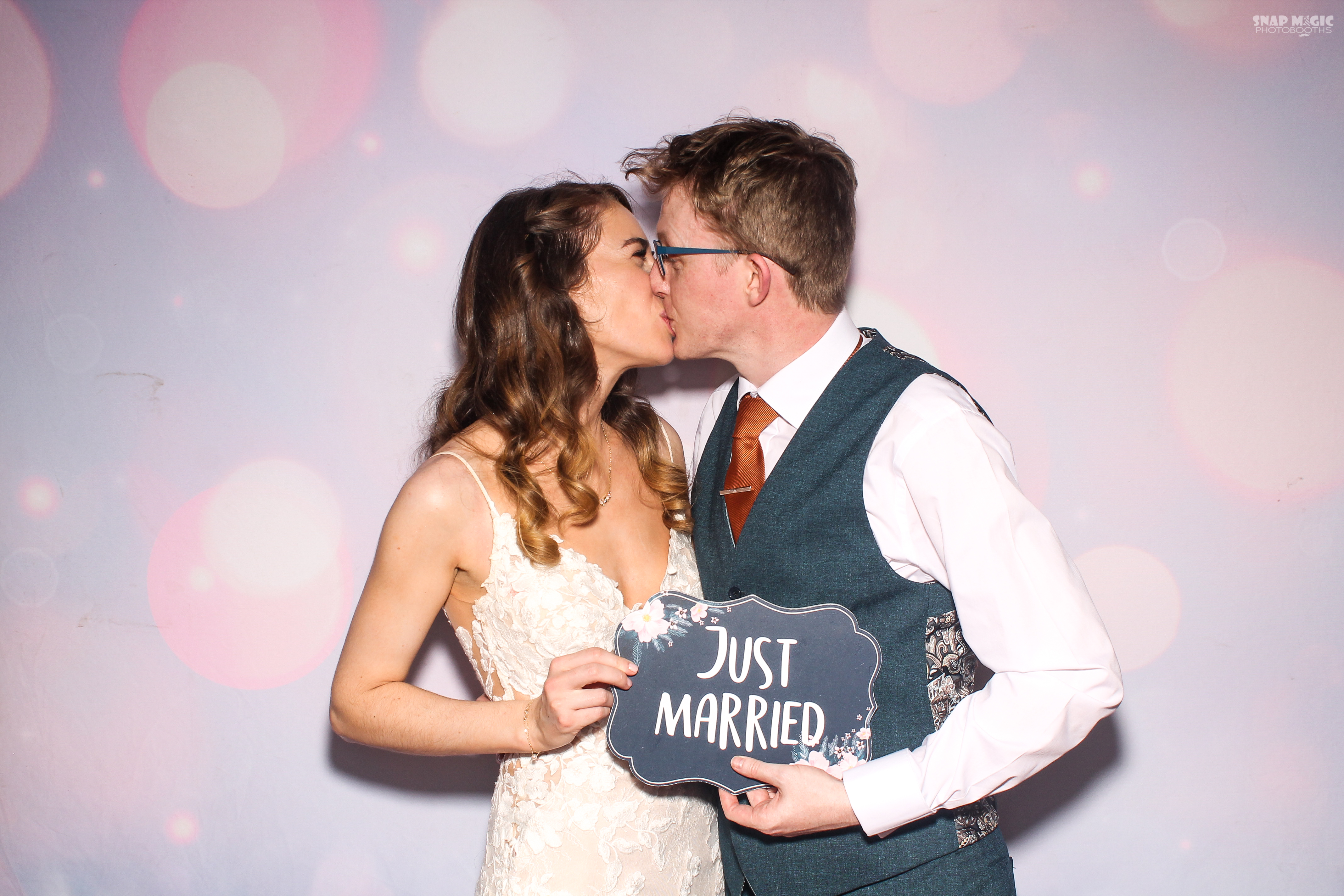 Nuala & Stephen's Wedding | View more photos from the event at gallery.snapmagic.ie/u/SnapMagic/Nuala-Stephens-Wedding