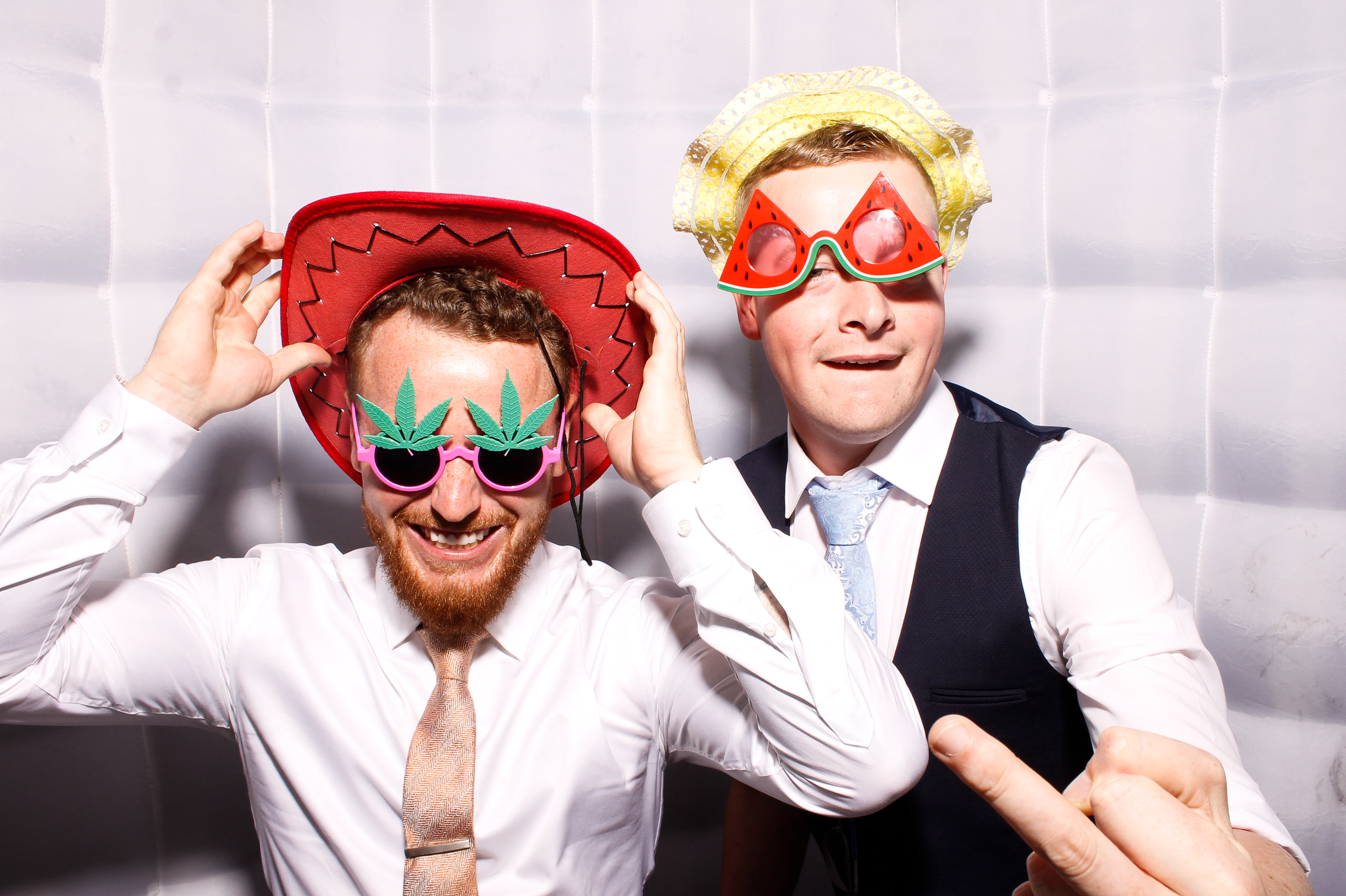 Roisin & James Wedding | View more photos from the event at gallery.snapmagic.ie/u/SnapMagic/Roisin-James-Wedding