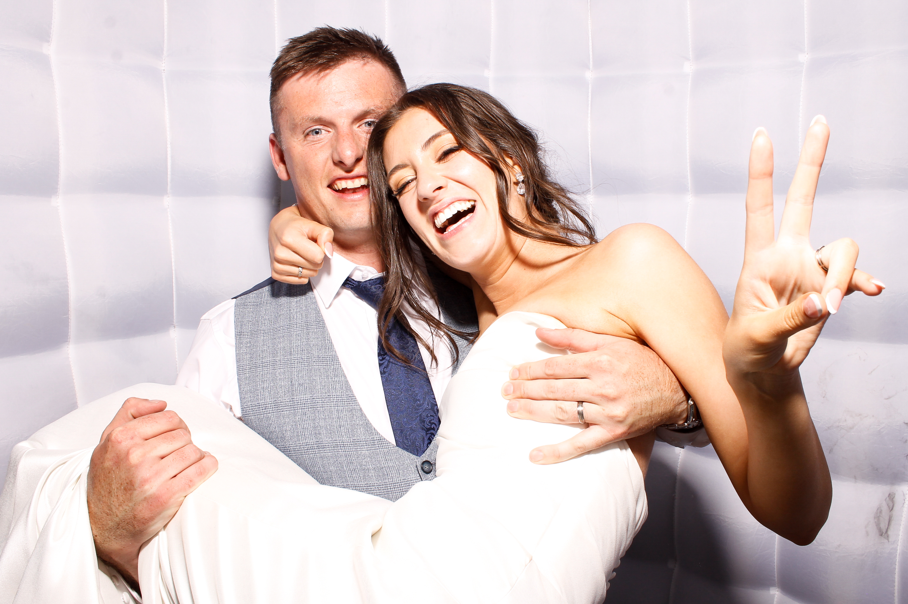 Roisin & James Wedding | View more photos from the event at gallery.snapmagic.ie/u/SnapMagic/Roisin-James-Wedding