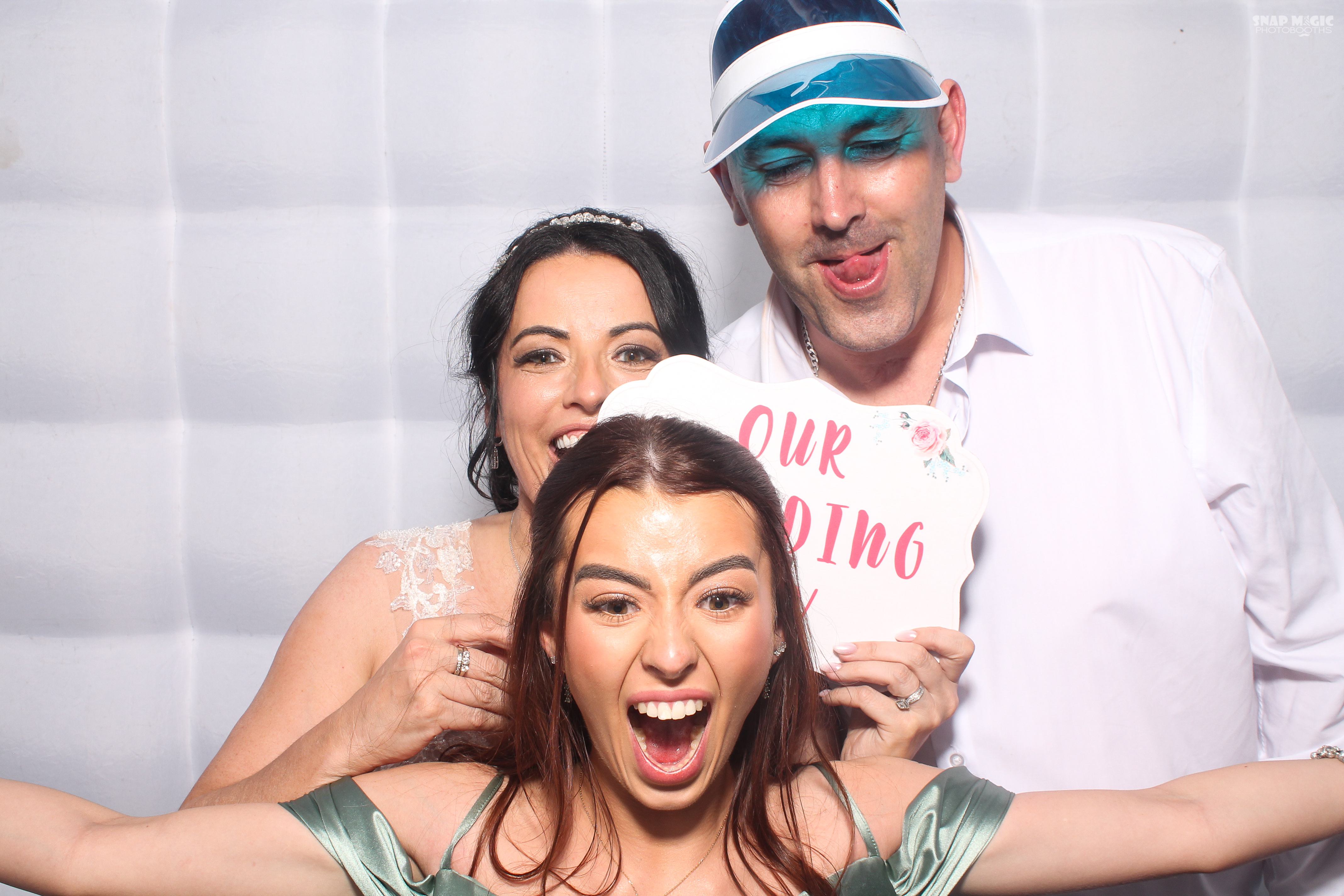 Sabrina & Robbie's Wedding | View more photos from the event at gallery.snapmagic.ie/u/SnapMagic/Sabrina-Robbies-Wedding