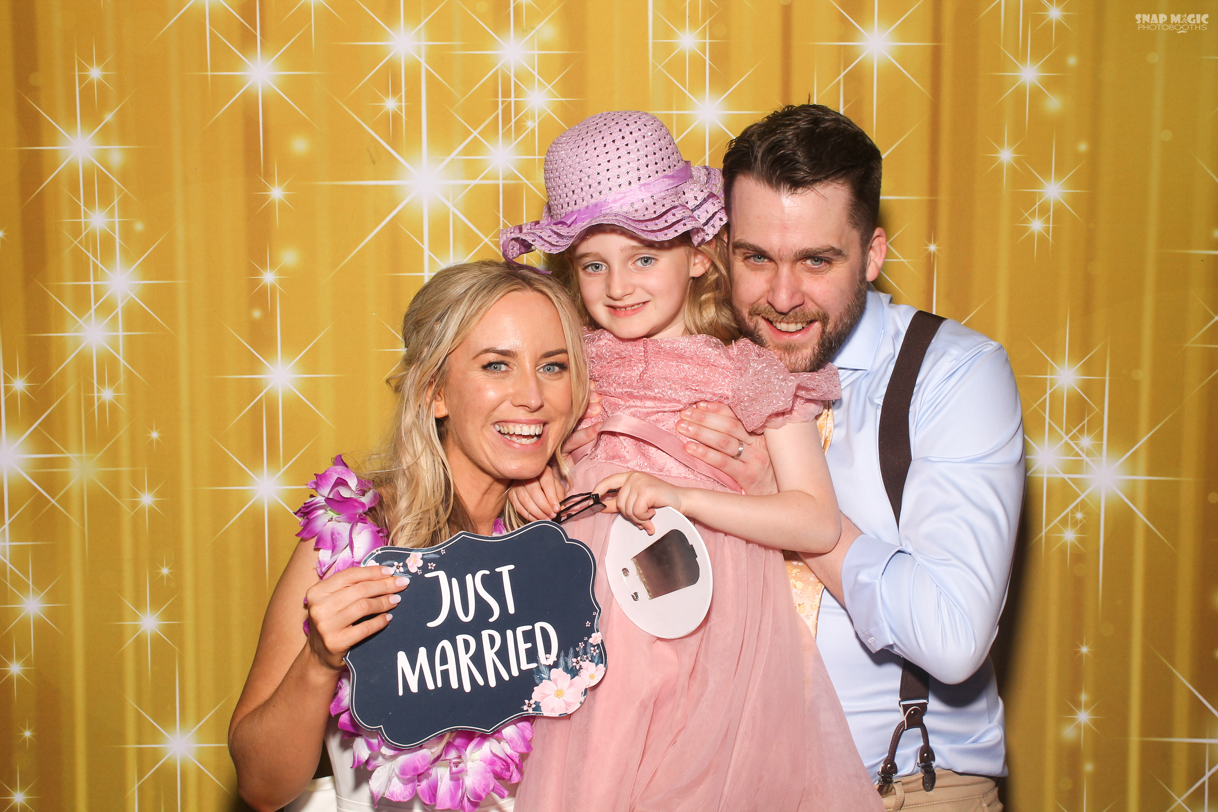 Sandra & Chris's Wedding | View more photos from the event at gallery.snapmagic.ie/u/SnapMagic/Sandra-Chriss-Wedding