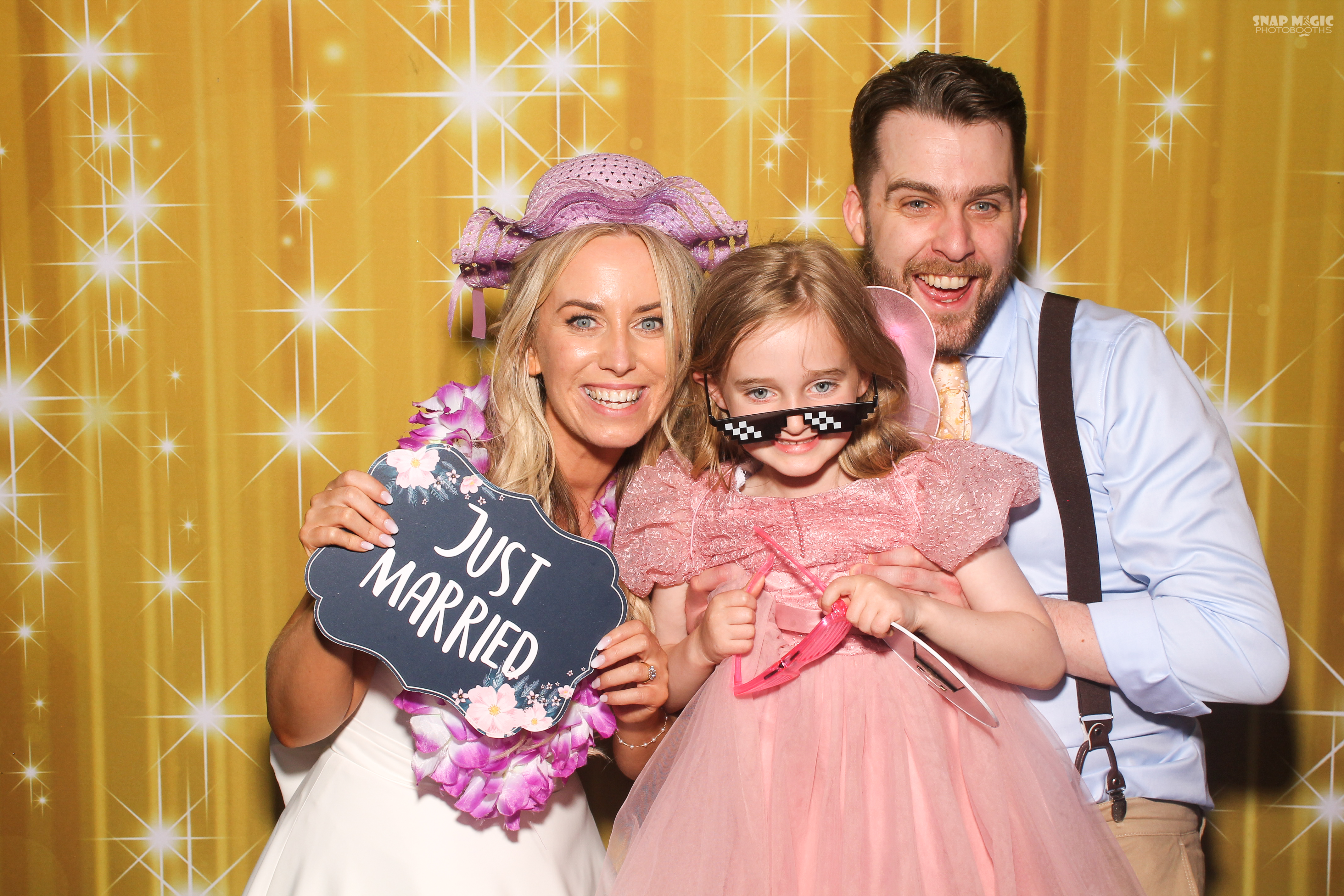 Sandra & Chris's Wedding | View more photos from the event at gallery.snapmagic.ie/u/SnapMagic/Sandra-Chriss-Wedding