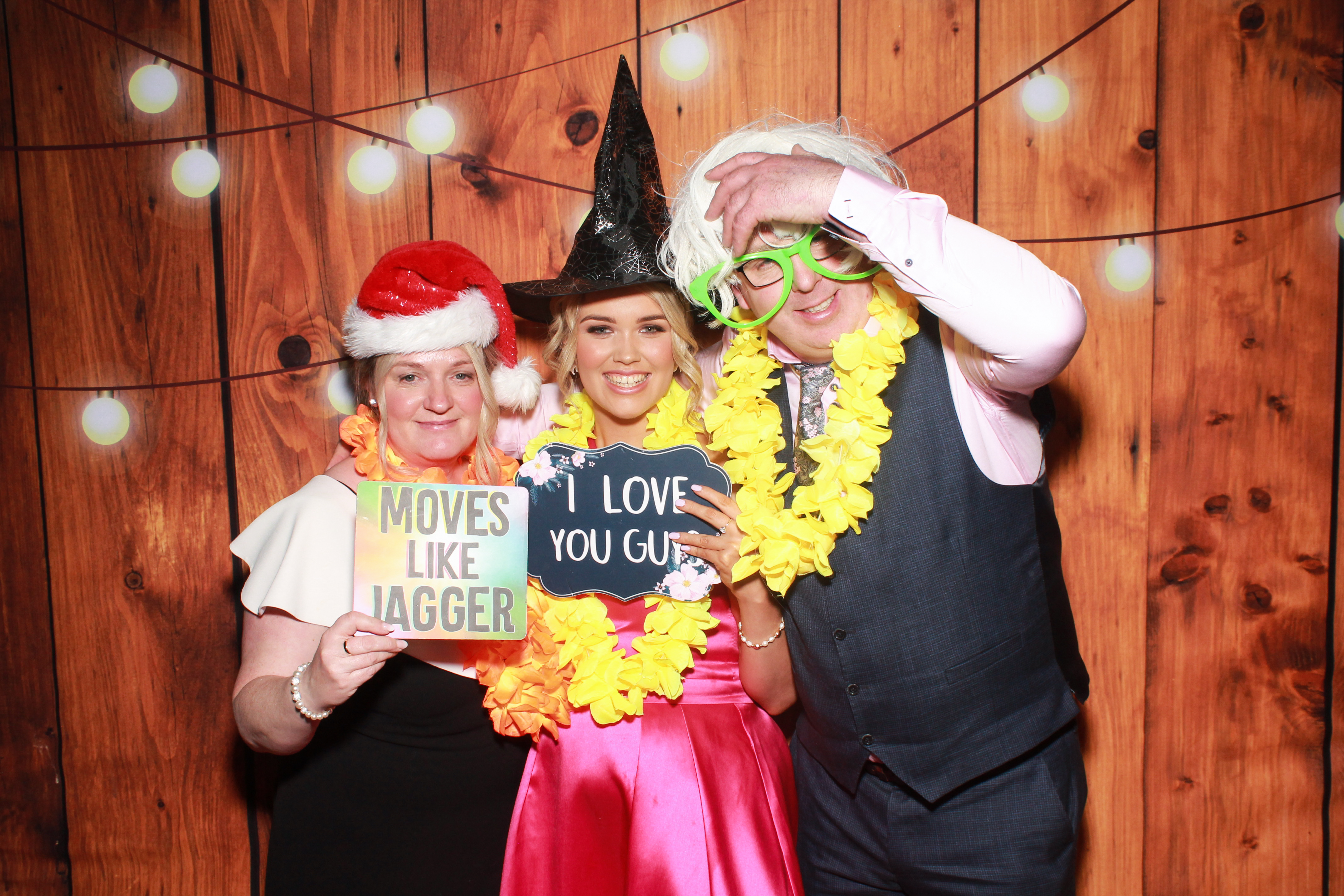 Saoirse & Adrian's Wedding | View more photos from the event at gallery.snapmagic.ie/u/SnapMagic/Saoirse-Adrians-Wedding