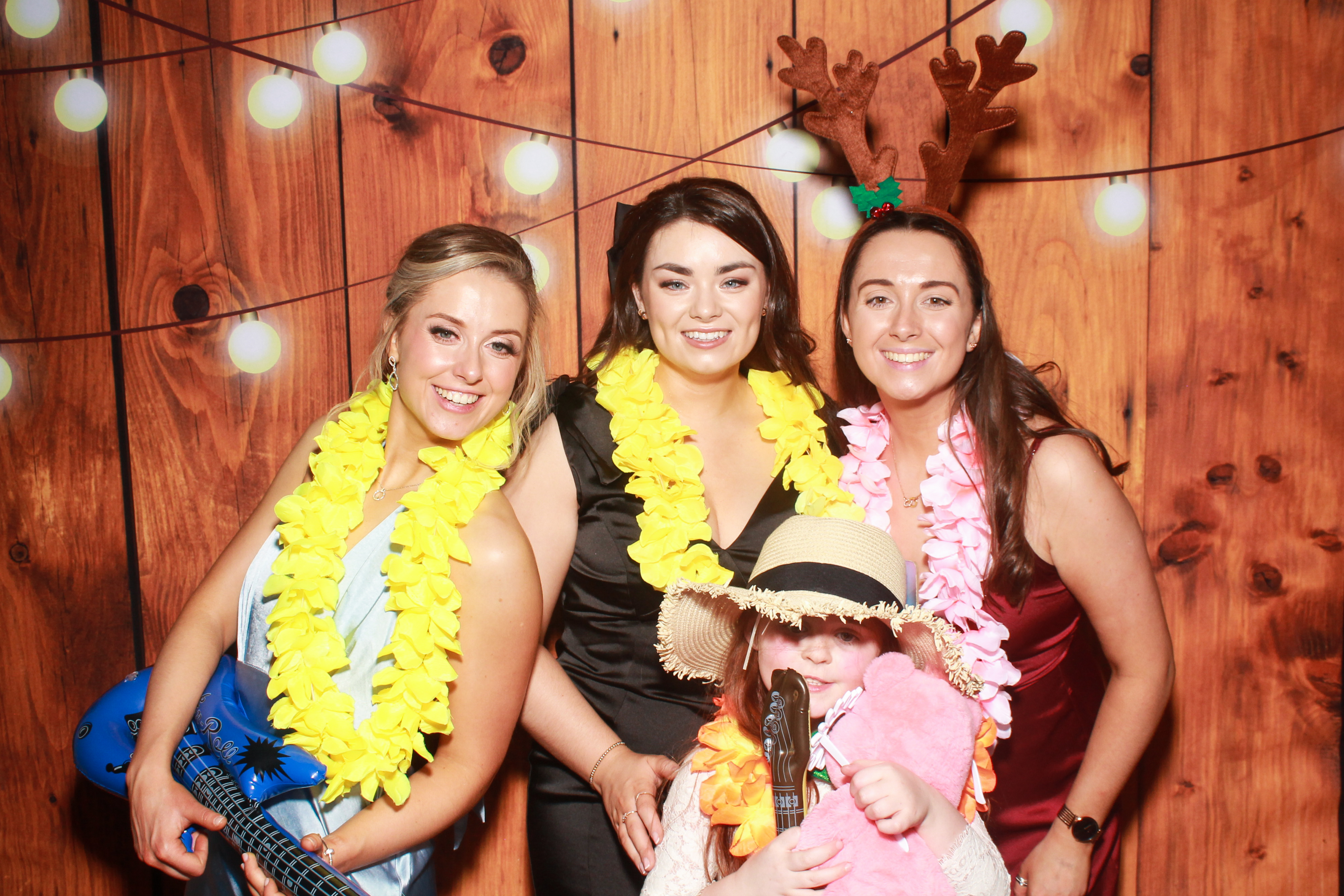 Saoirse & Adrian's Wedding | View more photos from the event at gallery.snapmagic.ie/u/SnapMagic/Saoirse-Adrians-Wedding