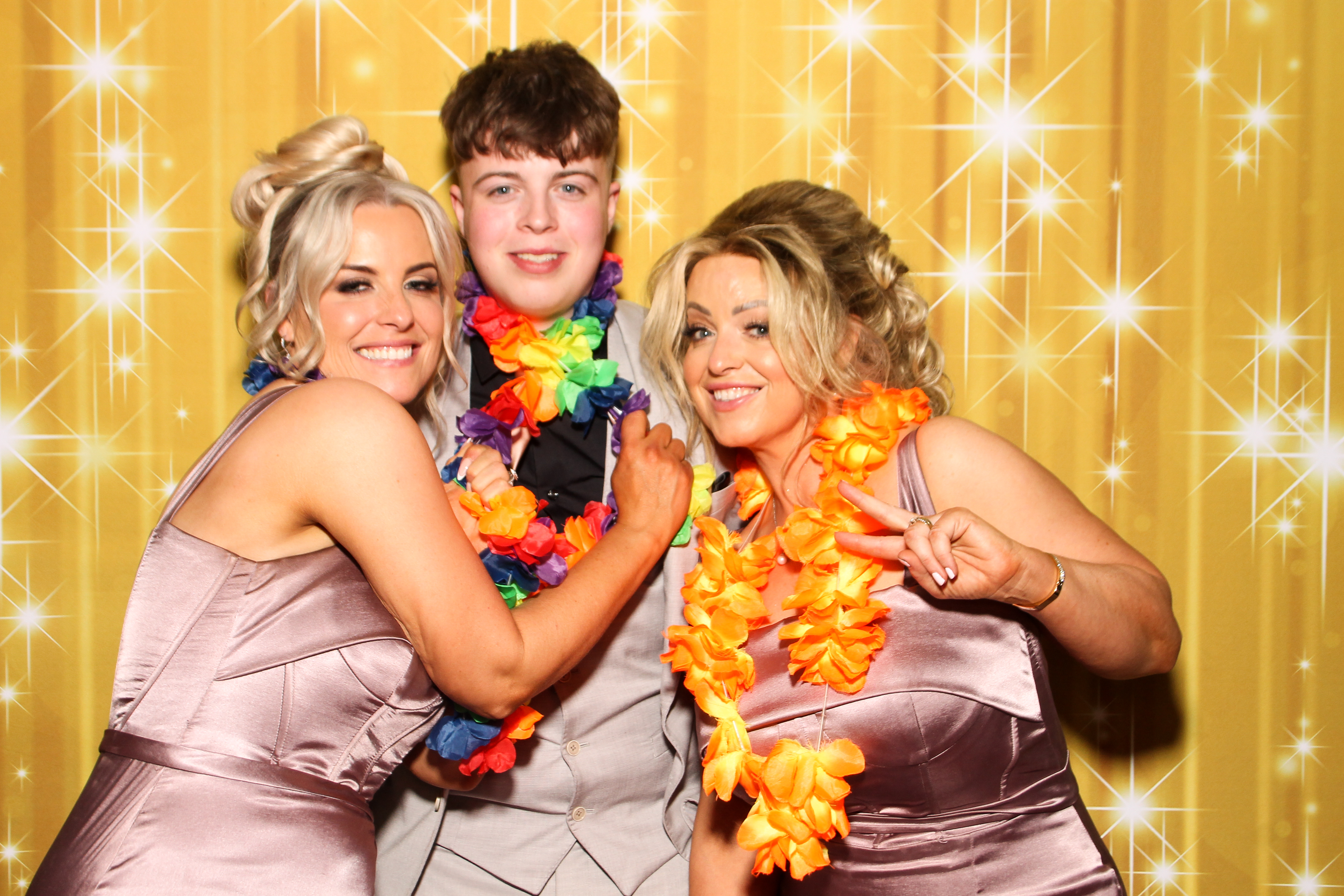 Skye & Paul's Wedding | View more photos from the event at gallery.snapmagic.ie/u/SnapMagic/Skye-Pauls-Wedding