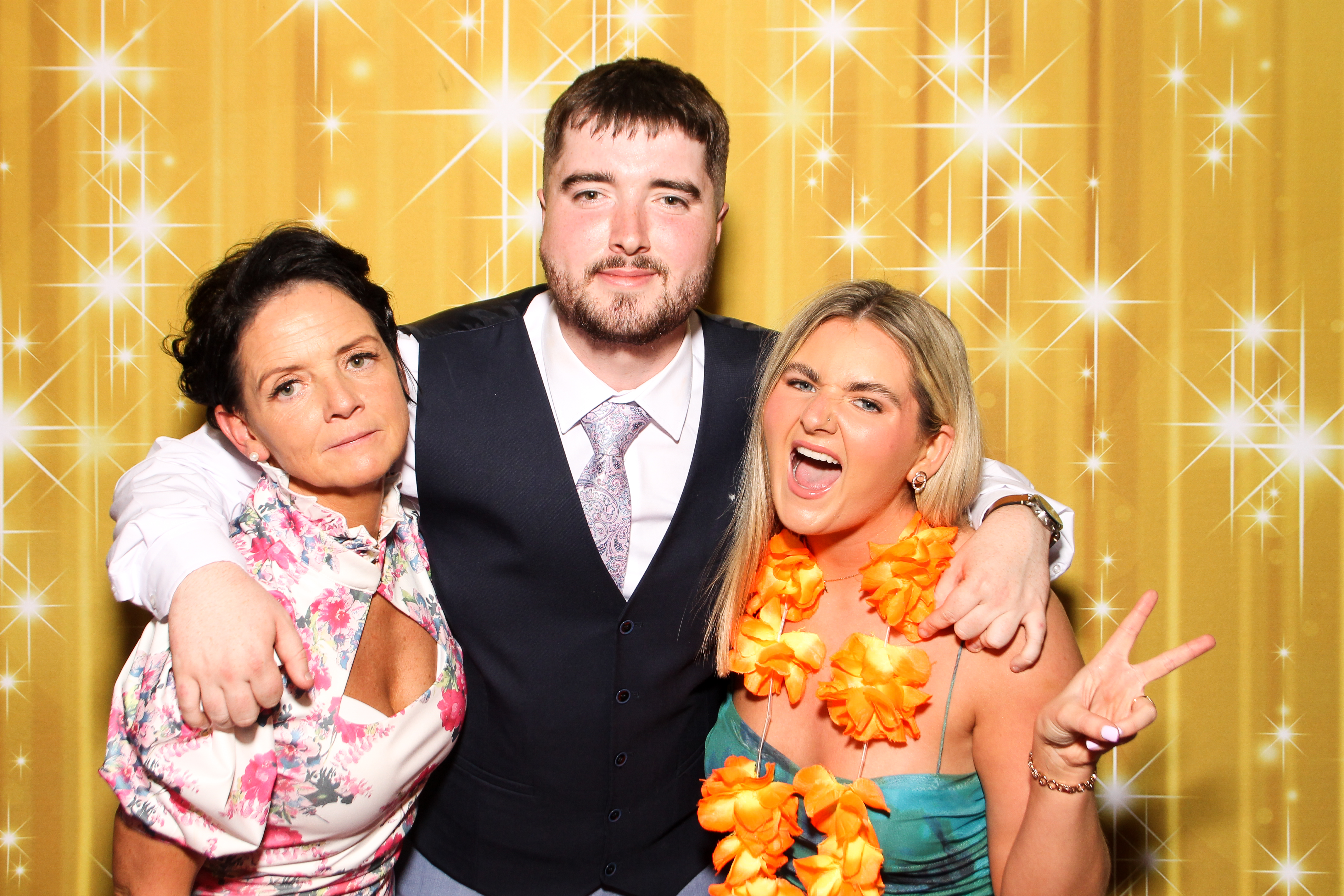 Skye & Paul's Wedding | View more photos from the event at gallery.snapmagic.ie/u/SnapMagic/Skye-Pauls-Wedding