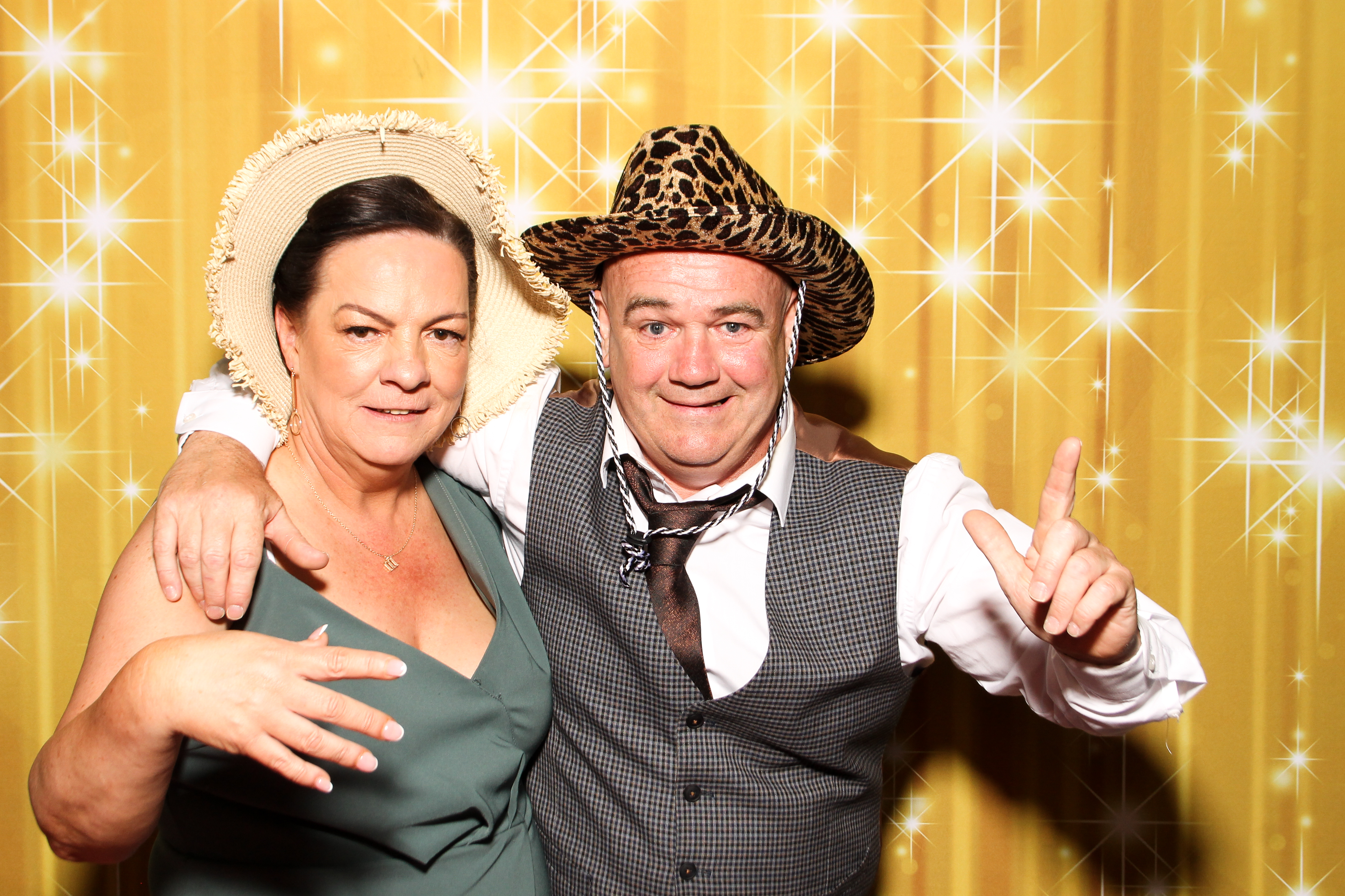 Skye & Paul's Wedding | View more photos from the event at gallery.snapmagic.ie/u/SnapMagic/Skye-Pauls-Wedding