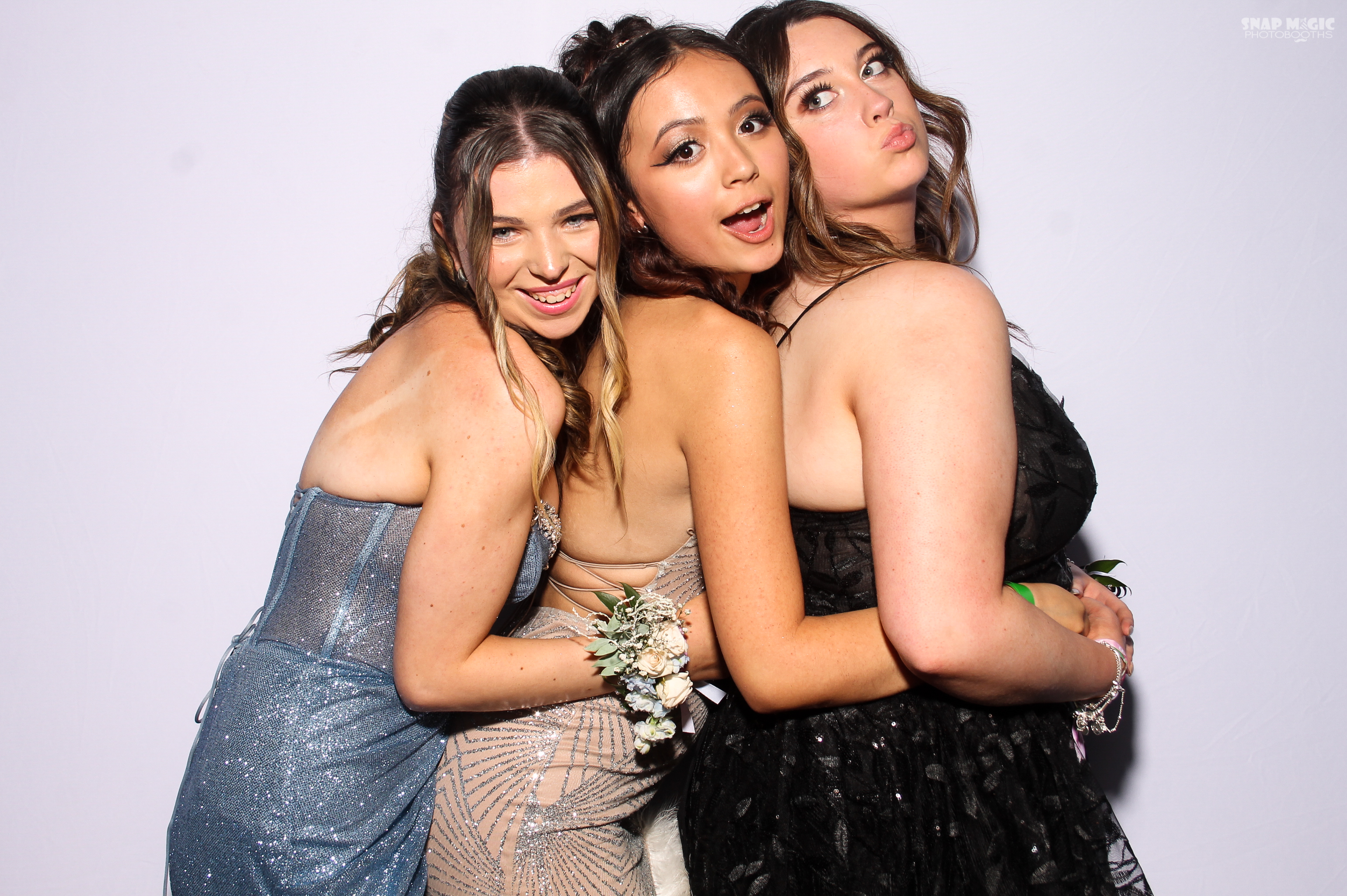 Ursuline College Debs | View more photos from the event at gallery.snapmagic.ie/u/SnapMagic/Ursuline-College-Debs