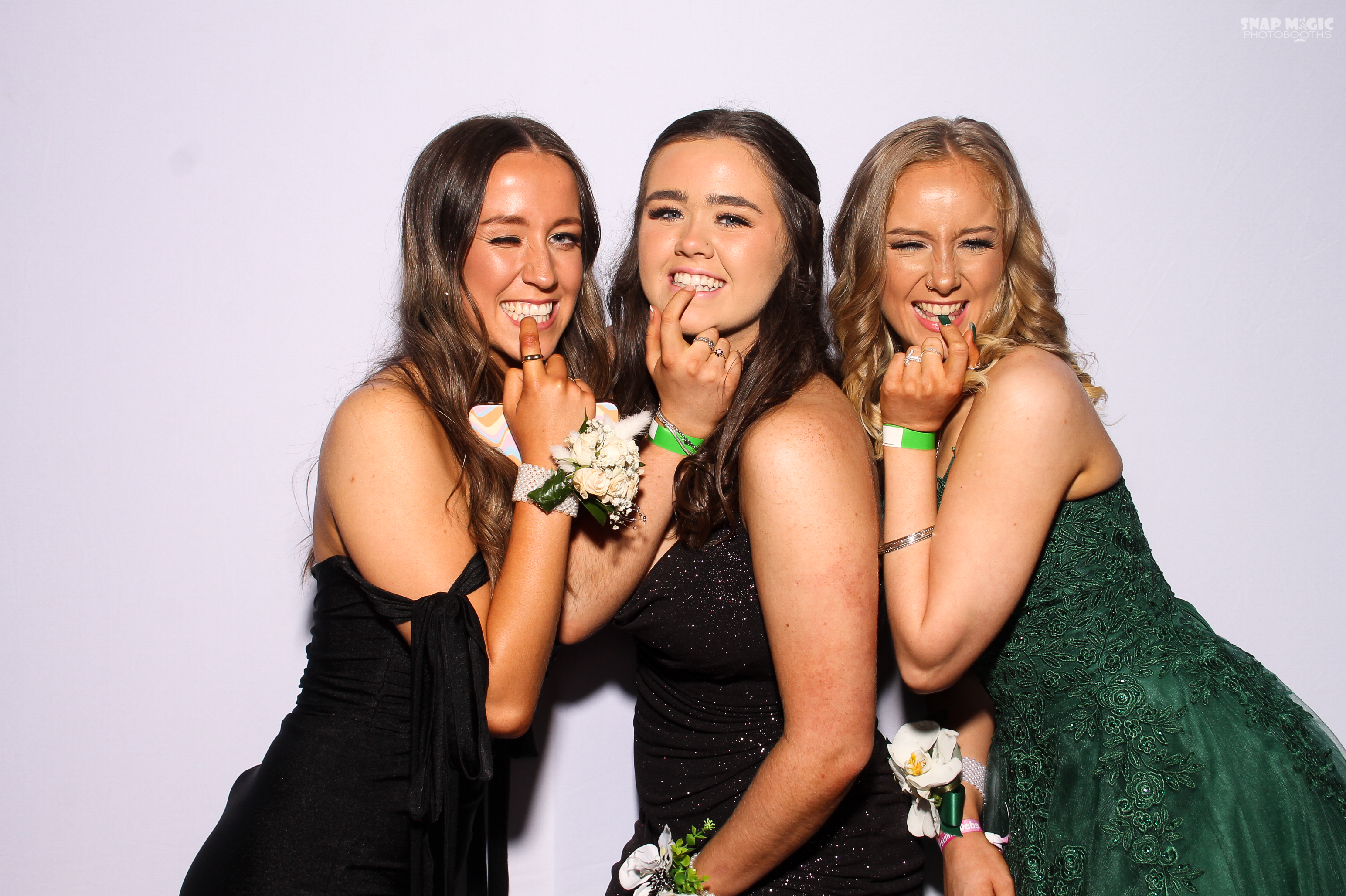 Ursuline College Debs | View more photos from the event at gallery.snapmagic.ie/u/SnapMagic/Ursuline-College-Debs