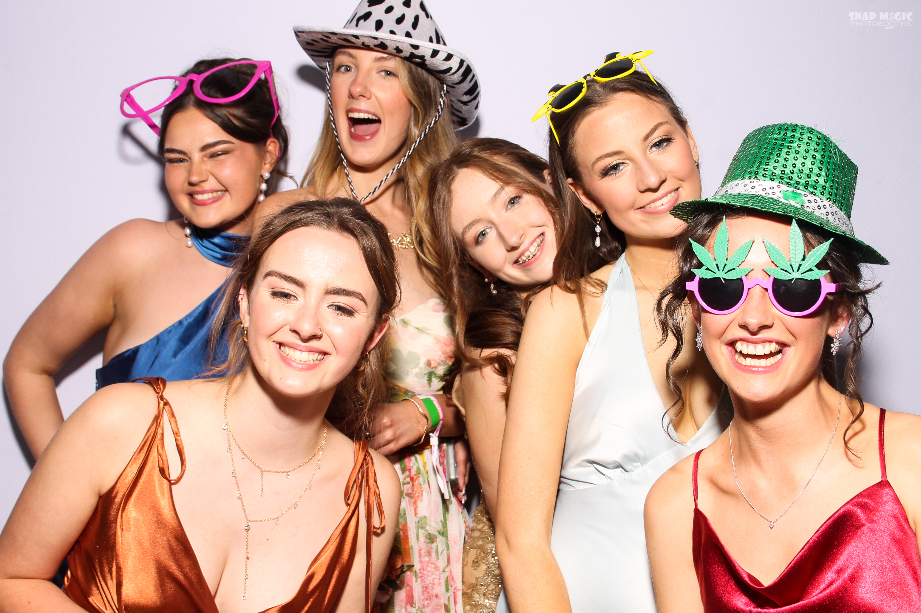 Ursuline College Debs | View more photos from the event at gallery.snapmagic.ie/u/SnapMagic/Ursuline-College-Debs
