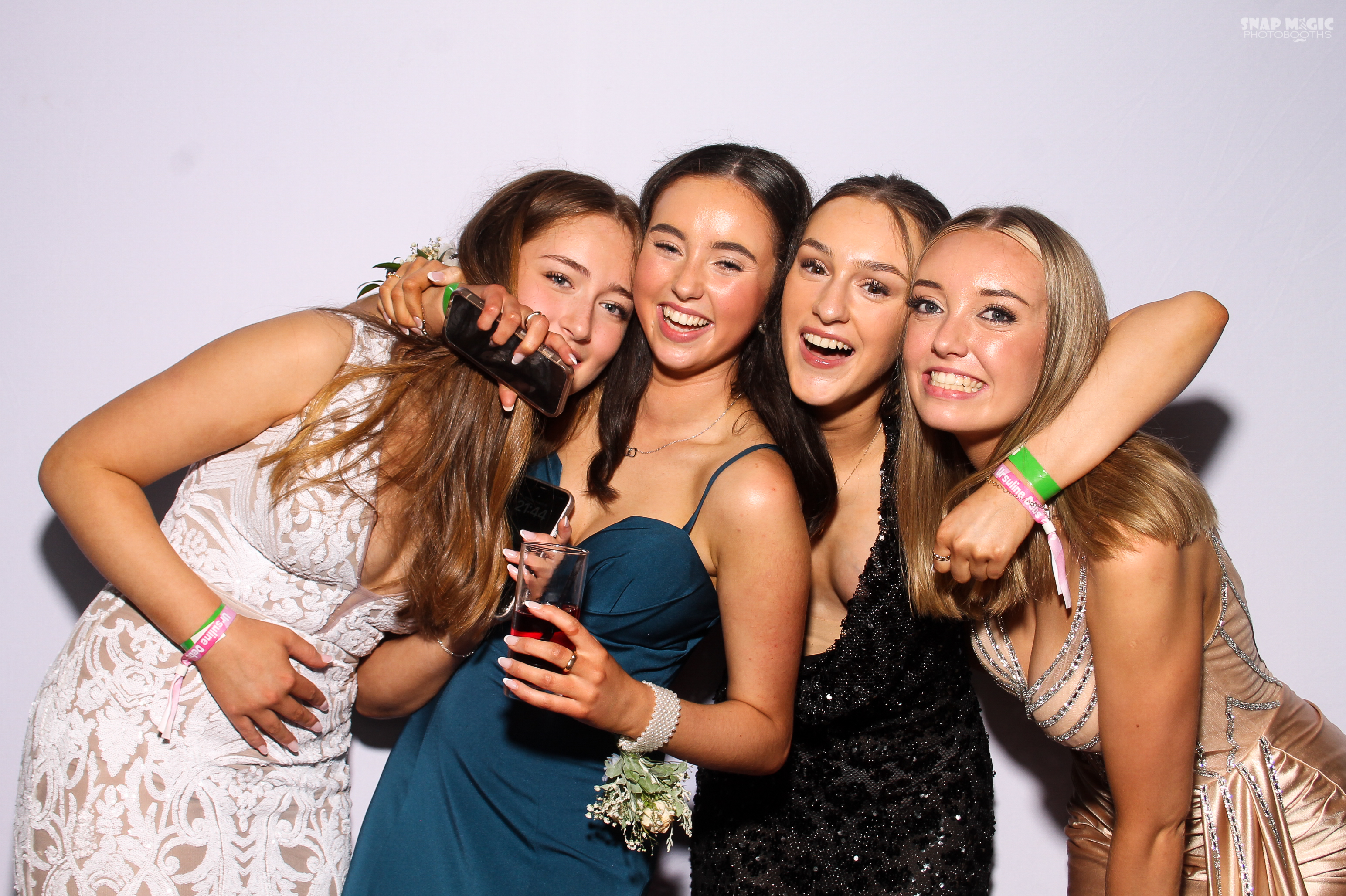 Ursuline College Debs | View more photos from the event at gallery.snapmagic.ie/u/SnapMagic/Ursuline-College-Debs