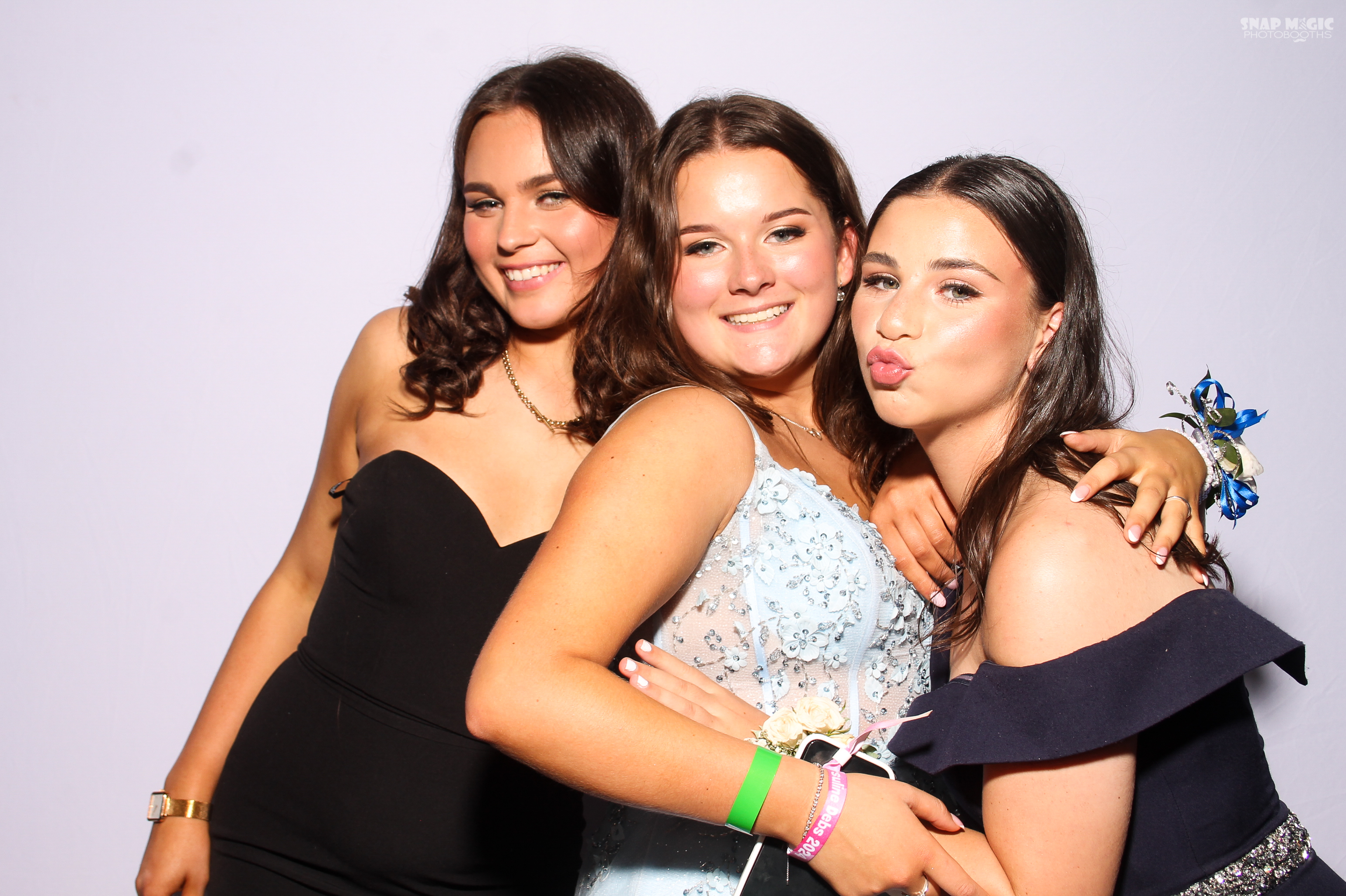 Ursuline College Debs | View more photos from the event at gallery.snapmagic.ie/u/SnapMagic/Ursuline-College-Debs