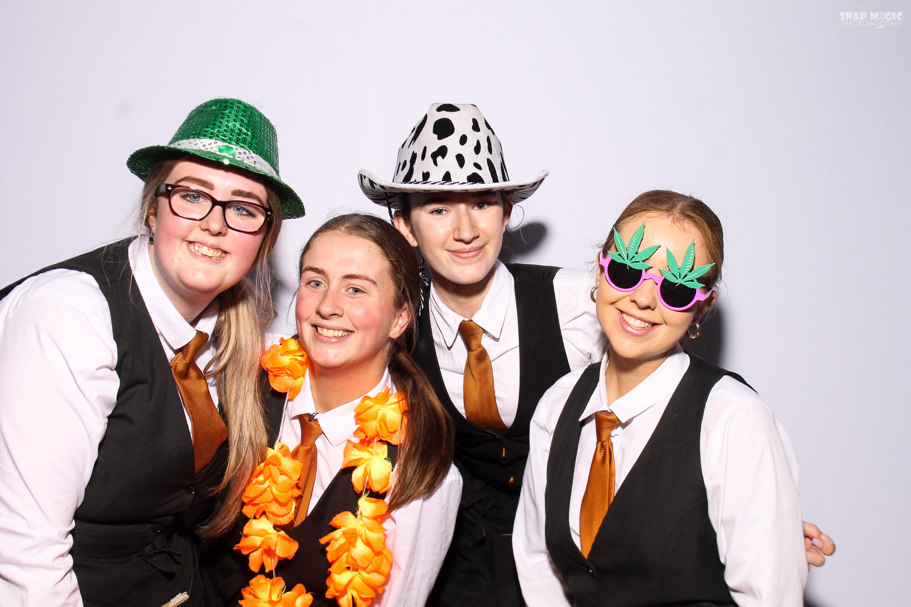 Ursuline College Debs | View more photos from the event at gallery.snapmagic.ie/u/SnapMagic/Ursuline-College-Debs