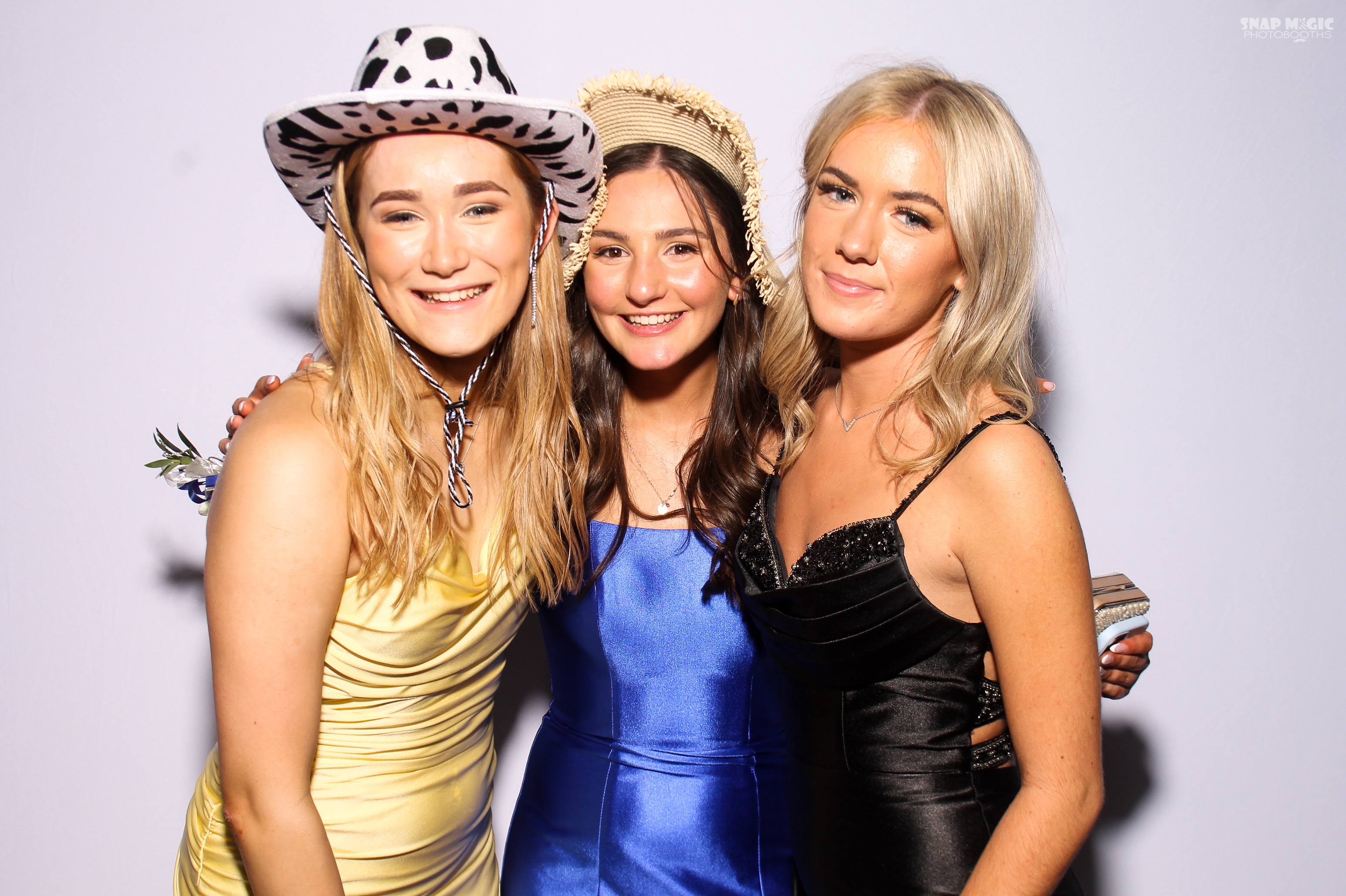 Ursuline College Debs | View more photos from the event at gallery.snapmagic.ie/u/SnapMagic/Ursuline-College-Debs