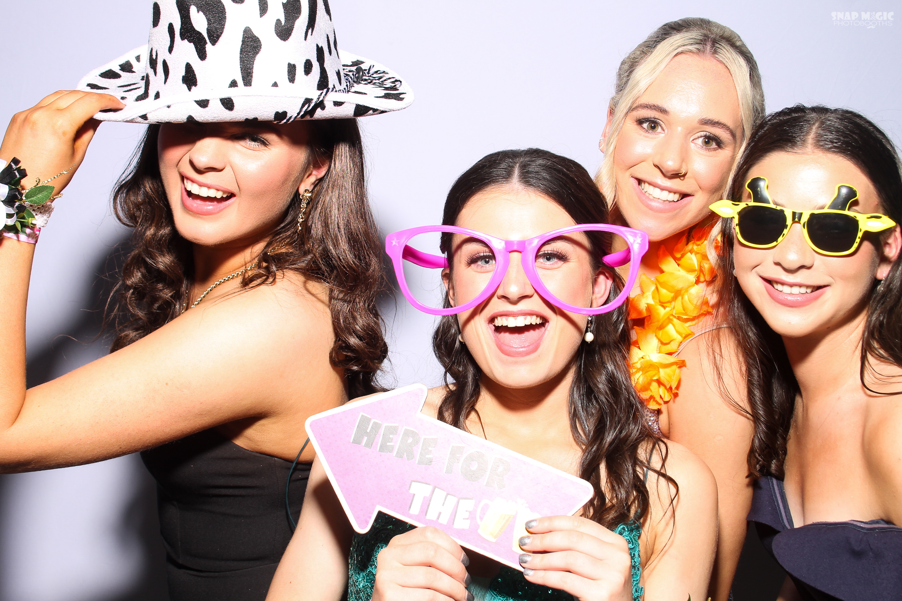 Ursuline College Debs | View more photos from the event at gallery.snapmagic.ie/u/SnapMagic/Ursuline-College-Debs