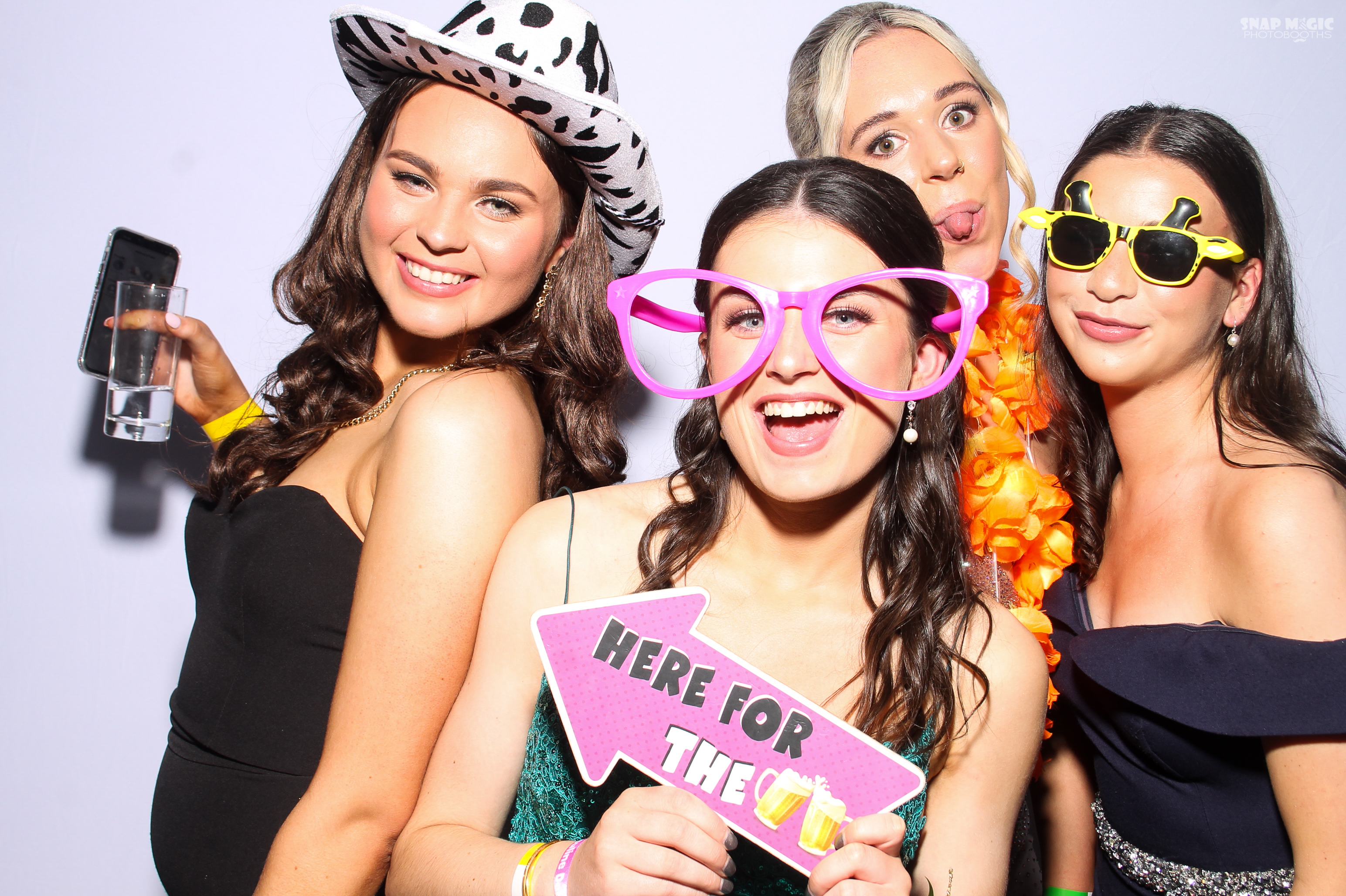 Ursuline College Debs | View more photos from the event at gallery.snapmagic.ie/u/SnapMagic/Ursuline-College-Debs