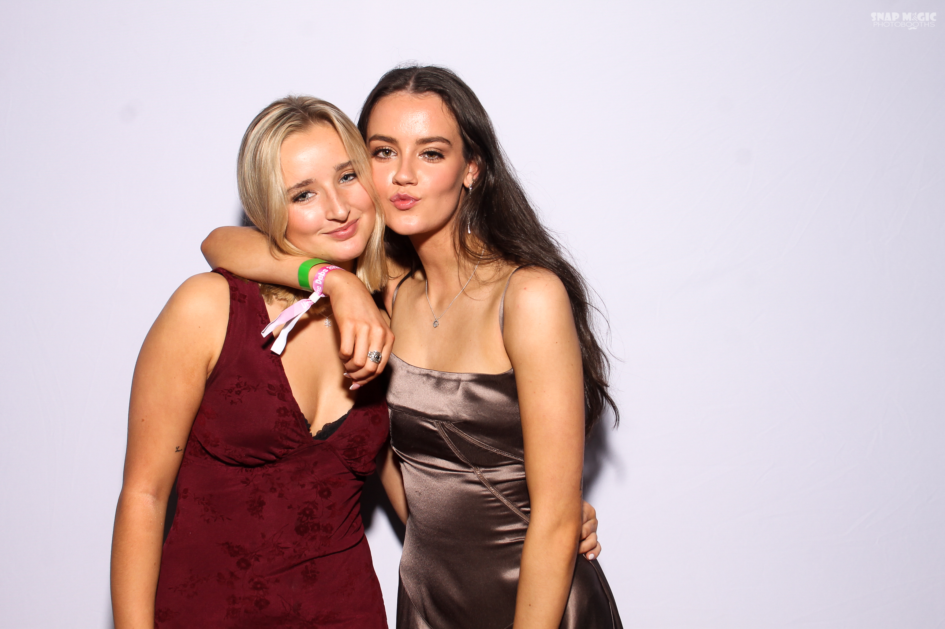 Ursuline College Debs | View more photos from the event at gallery.snapmagic.ie/u/SnapMagic/Ursuline-College-Debs