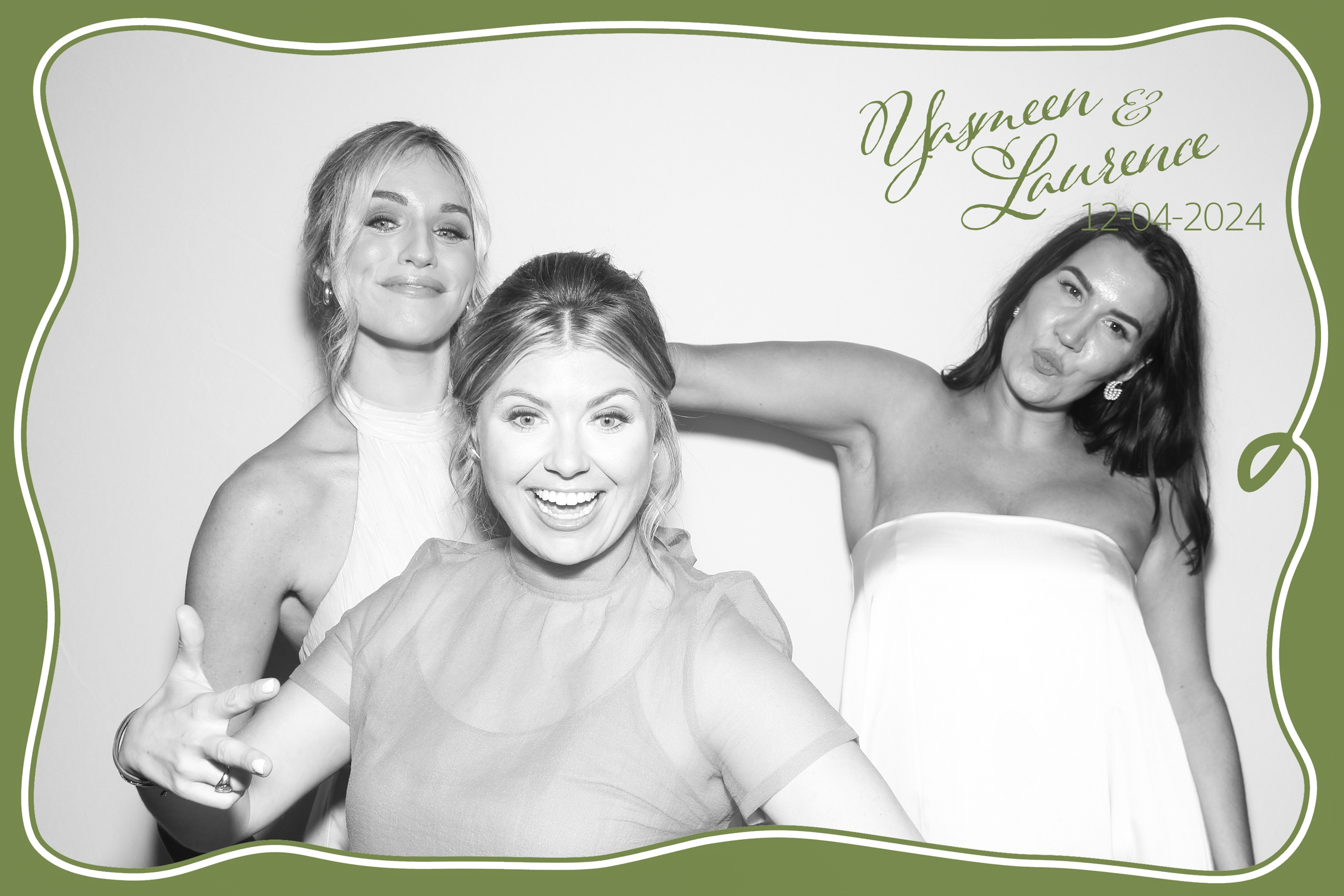 Yasmeen & Laurence Wedding | View more photos from the event at gallery.snapmagic.ie/u/SnapMagic/Yasmeen-Laurence-Wedding