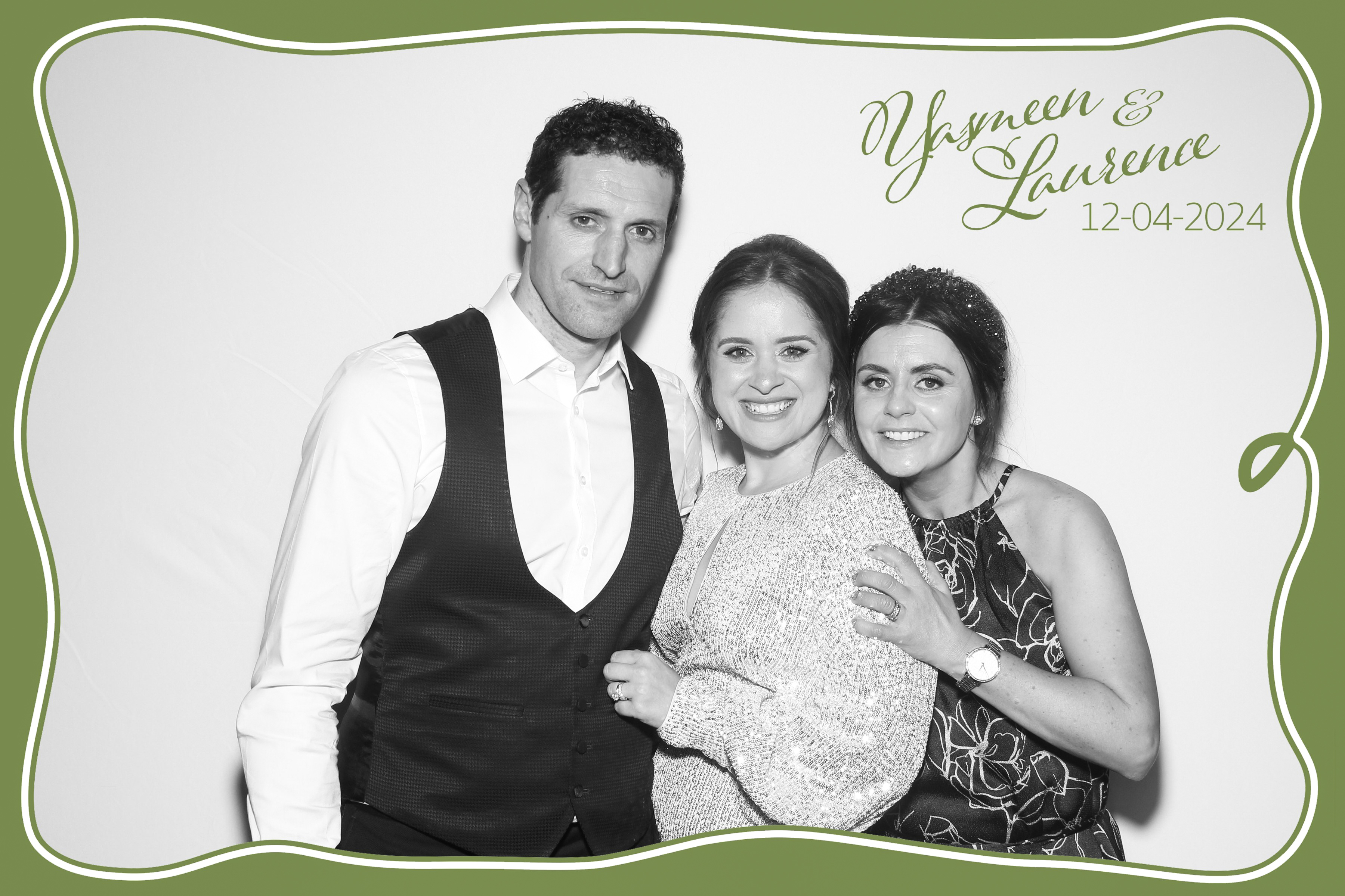 Yasmeen & Laurence Wedding | View more photos from the event at gallery.snapmagic.ie/u/SnapMagic/Yasmeen-Laurence-Wedding