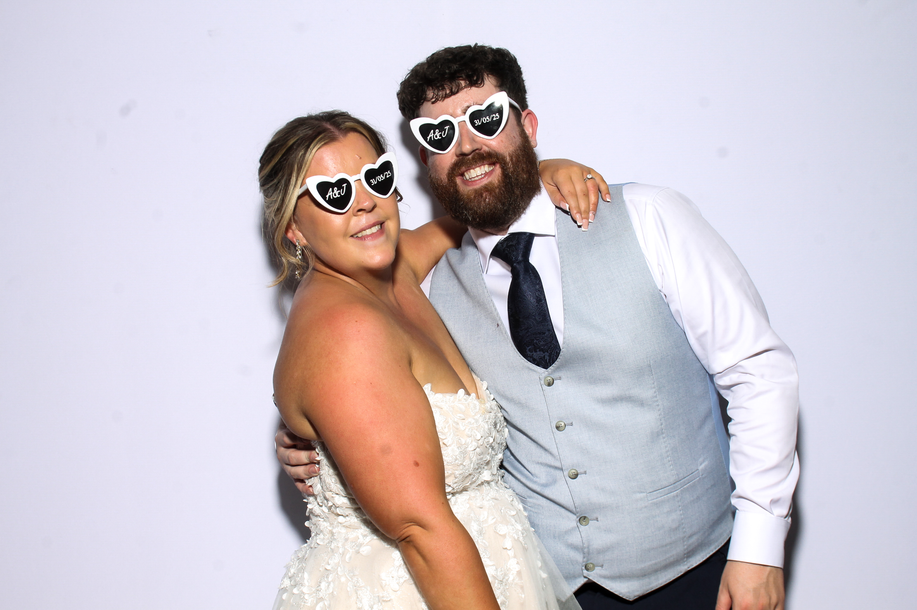 Abbie & Jamie | View more photos from the event at gallery.snapmagic.ie/u/SnapMagic/Abbie-Jamie