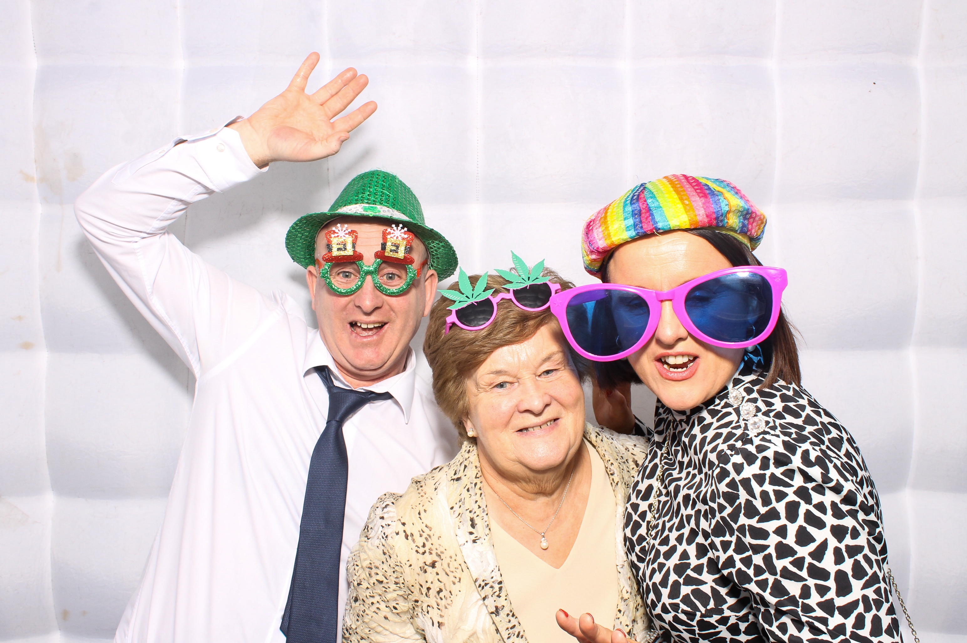 Aidan & Laura Anne's Wedding | View more photos from the event at gallery.snapmagic.ie/u/SnapMagic/Aidan-Laura-Annes-Wedding