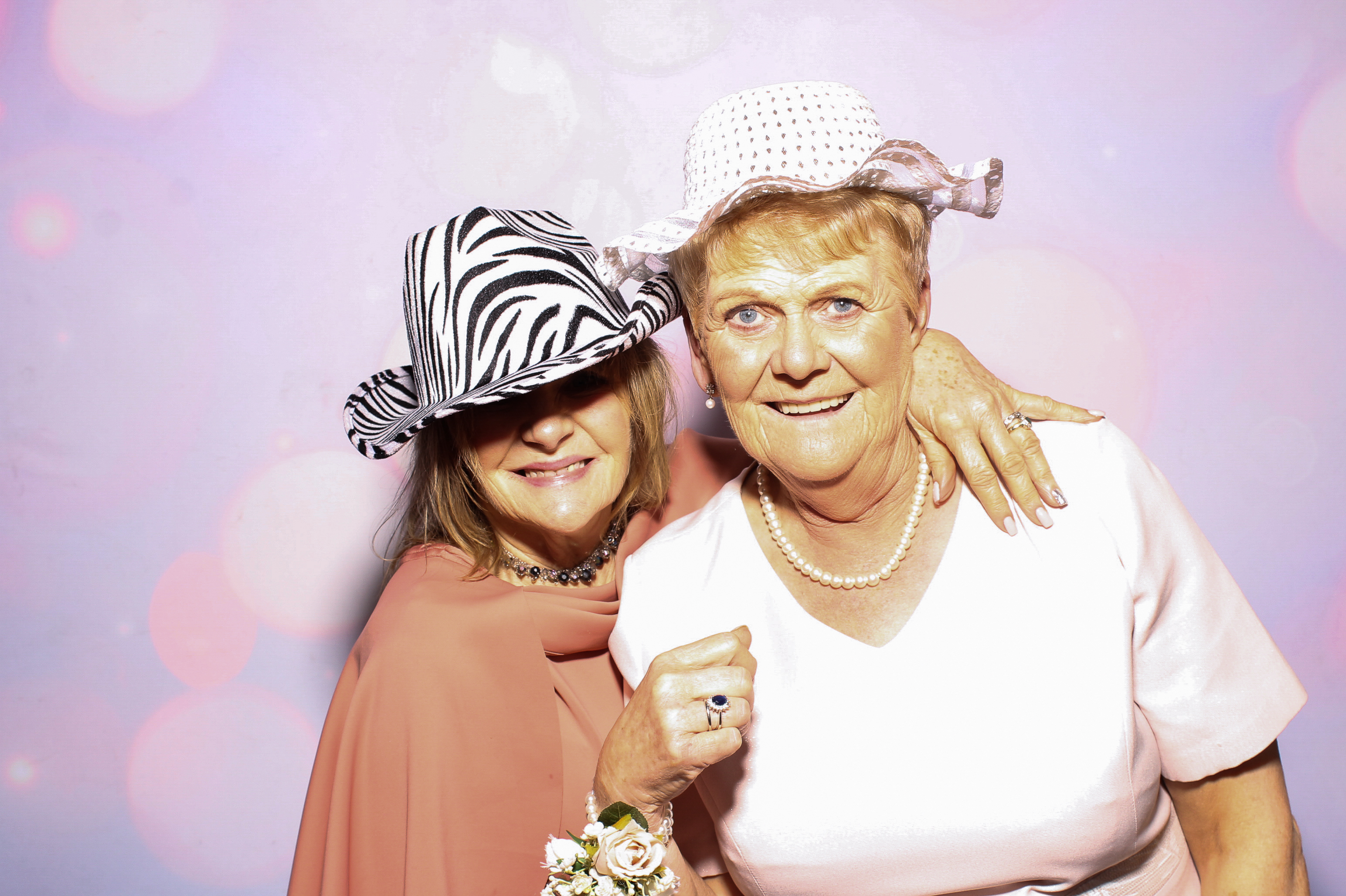 Aoife & Ruari's Wedding | View more photos from the event at gallery.snapmagic.ie/u/SnapMagic/Aoife-Ruaris-Wedding
