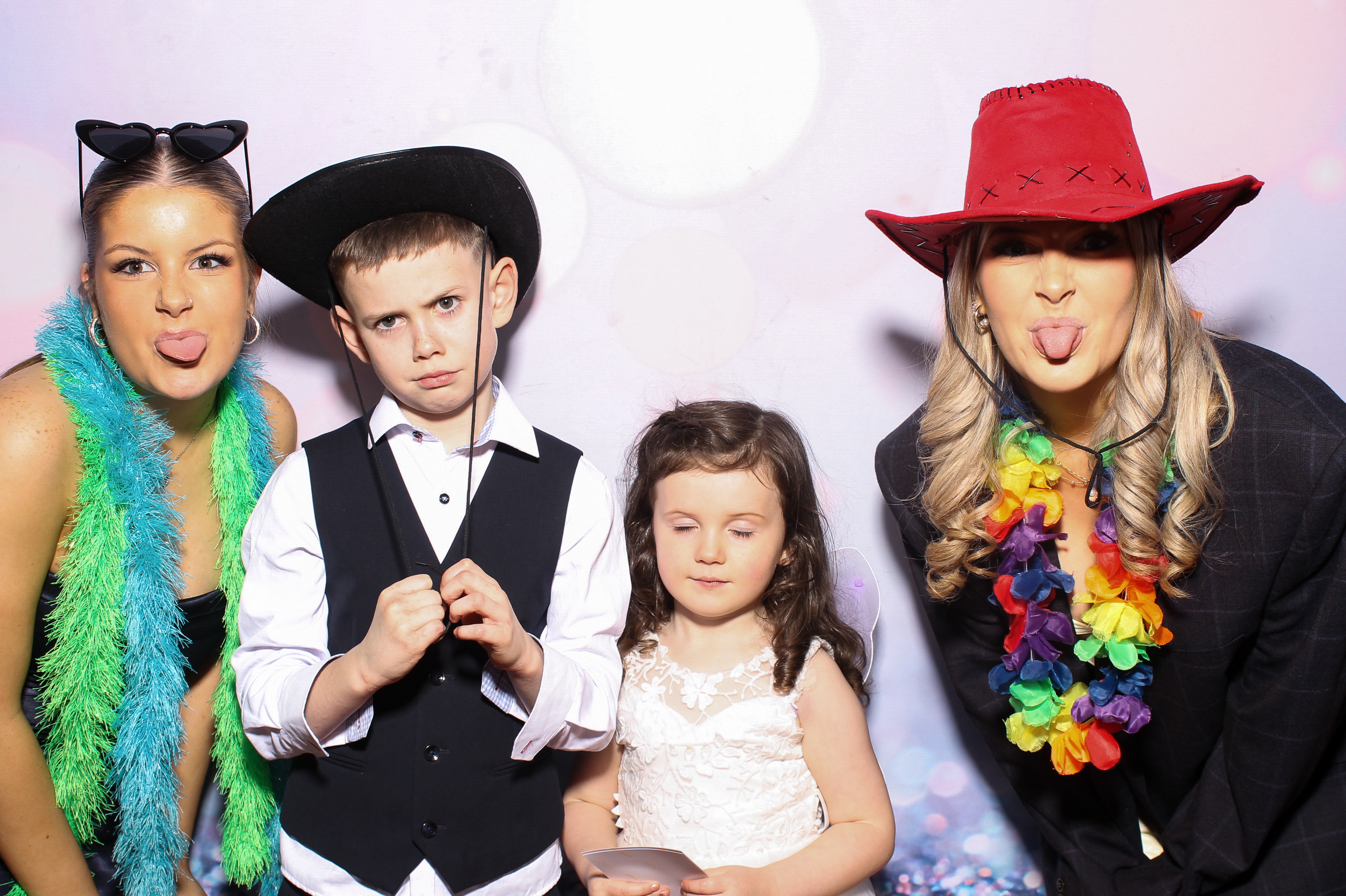 Aoife & Ruari's Wedding | View more photos from the event at gallery.snapmagic.ie/u/SnapMagic/Aoife-Ruaris-Wedding